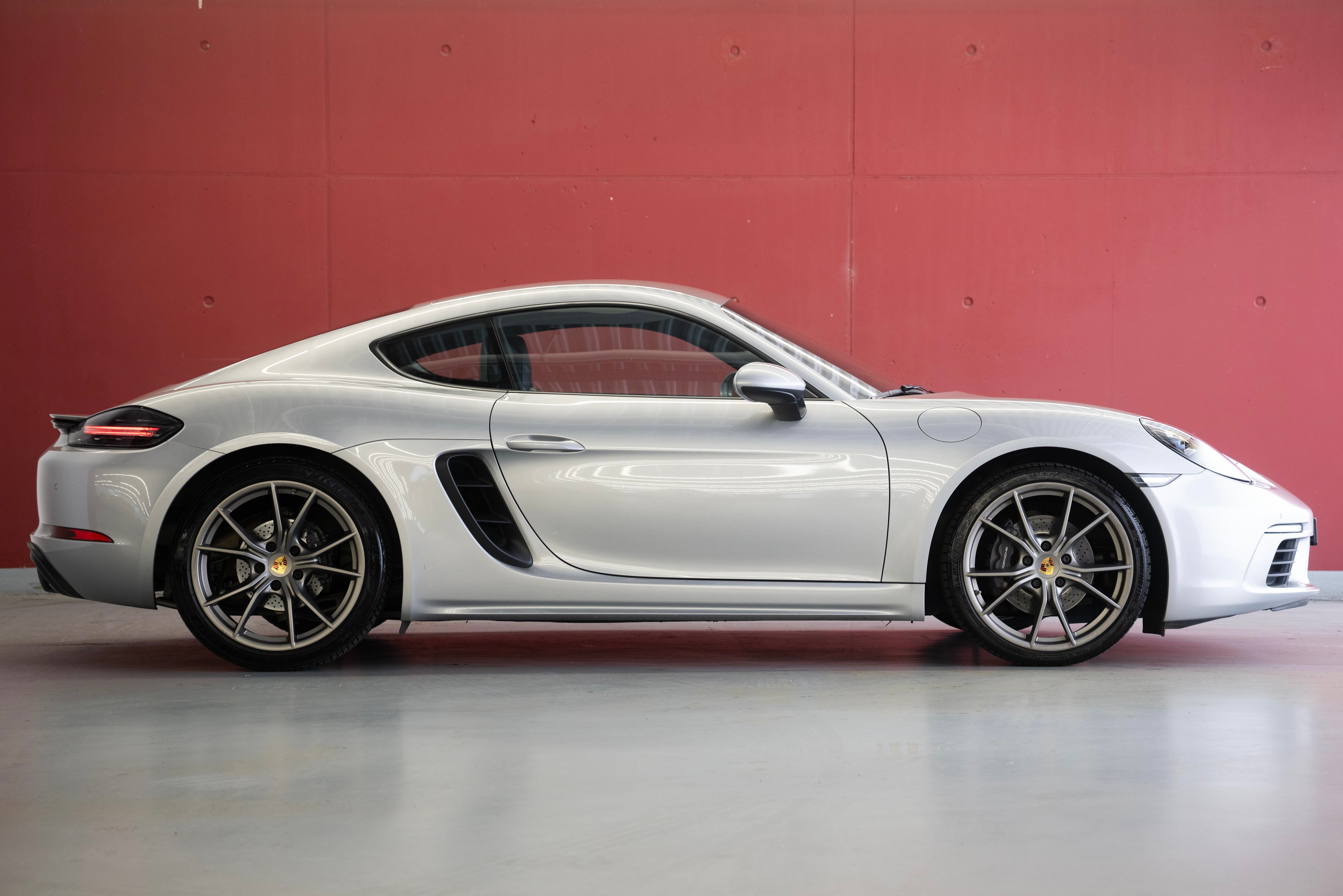 Image PORSCHE 718-BOXSTER-CAYMAN 718 Cayman 2.0 PDK (German car, fantastic condition, Porsche Approved warranty)