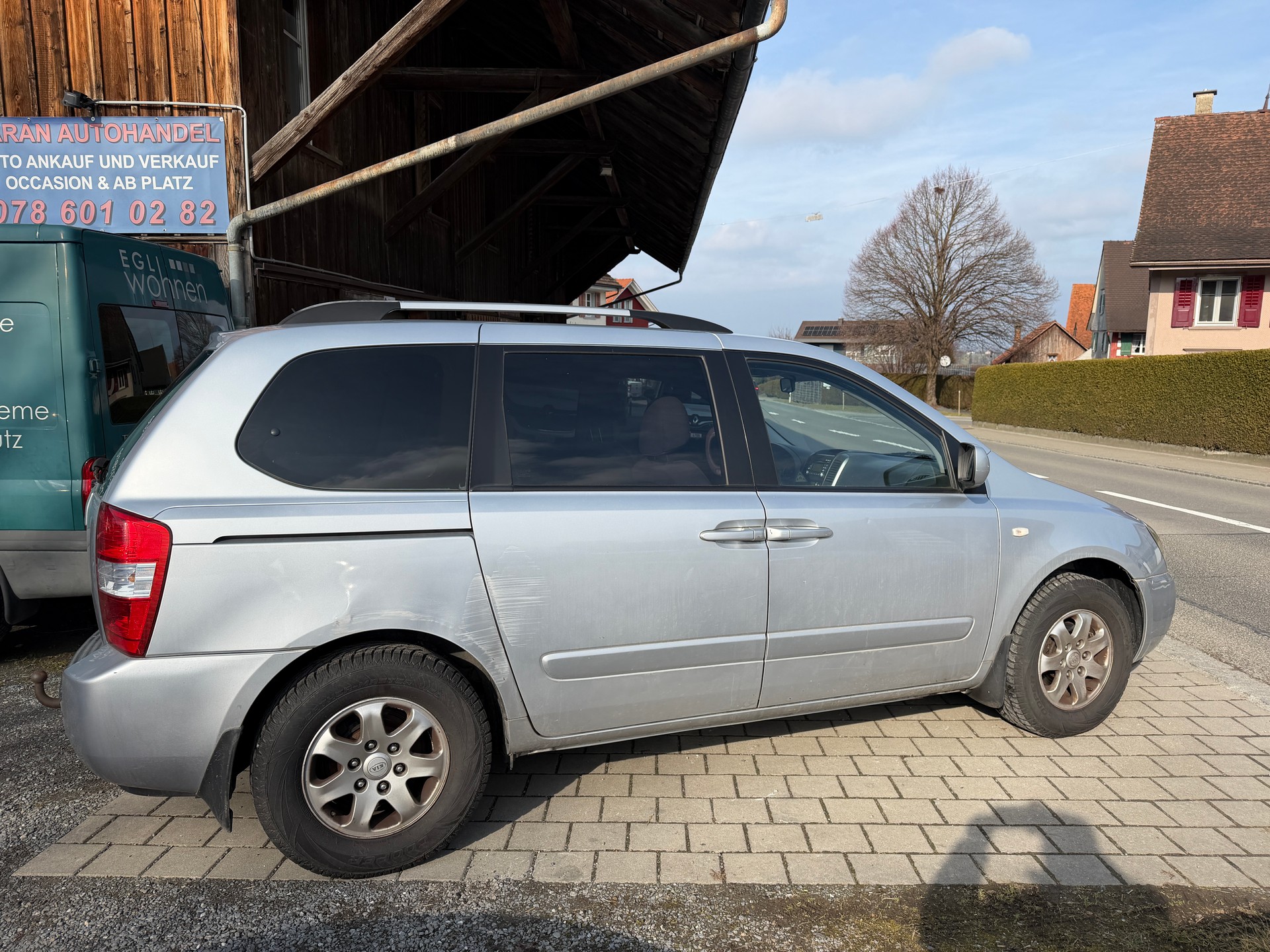 KIA Carnival 2.9 CRDi Trend-image-6