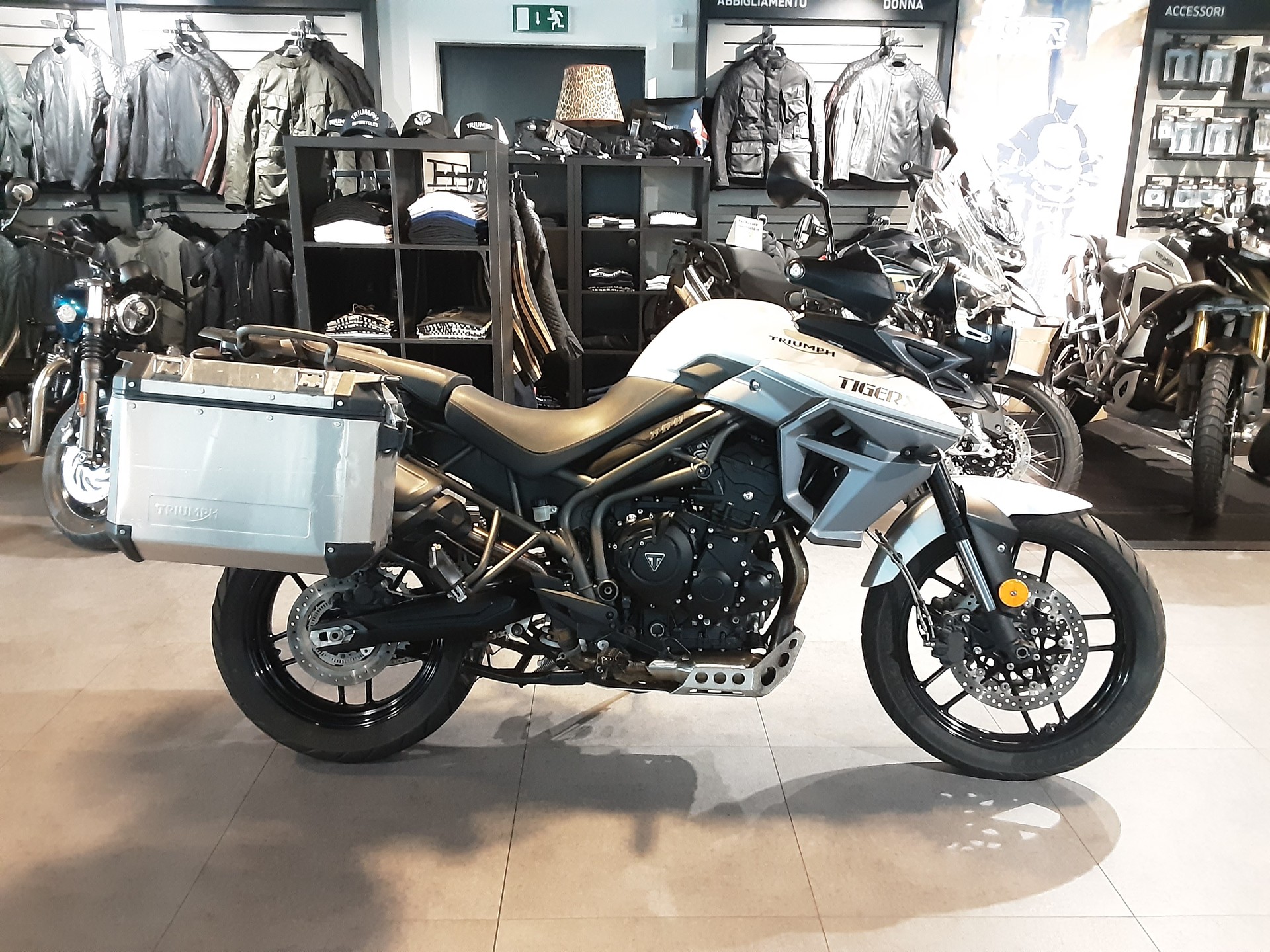 TRIUMPH Tiger 800 XRx ABS