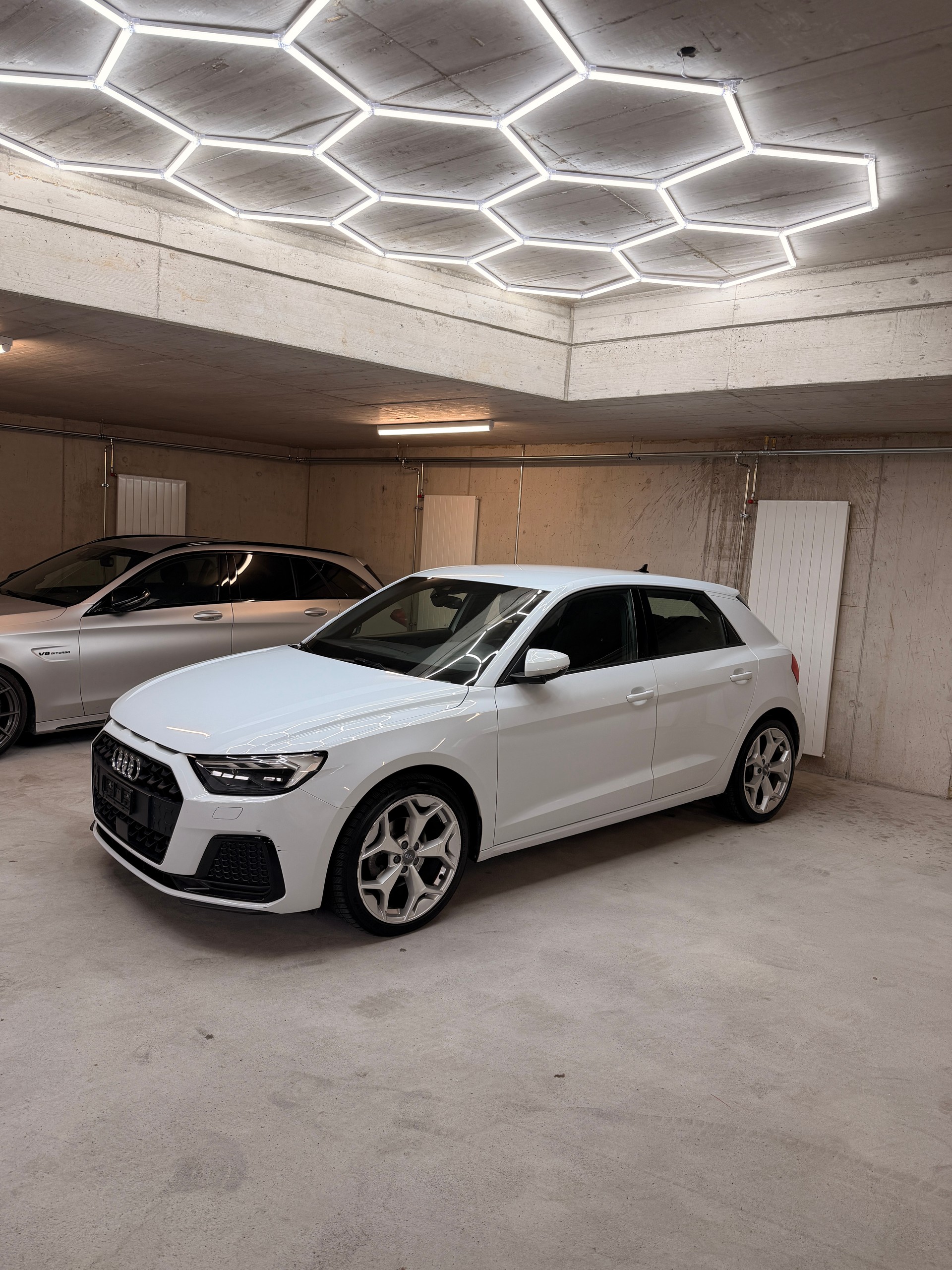 AUDI A1 Sportback 35 TFSI S Line S-tronic-image-1