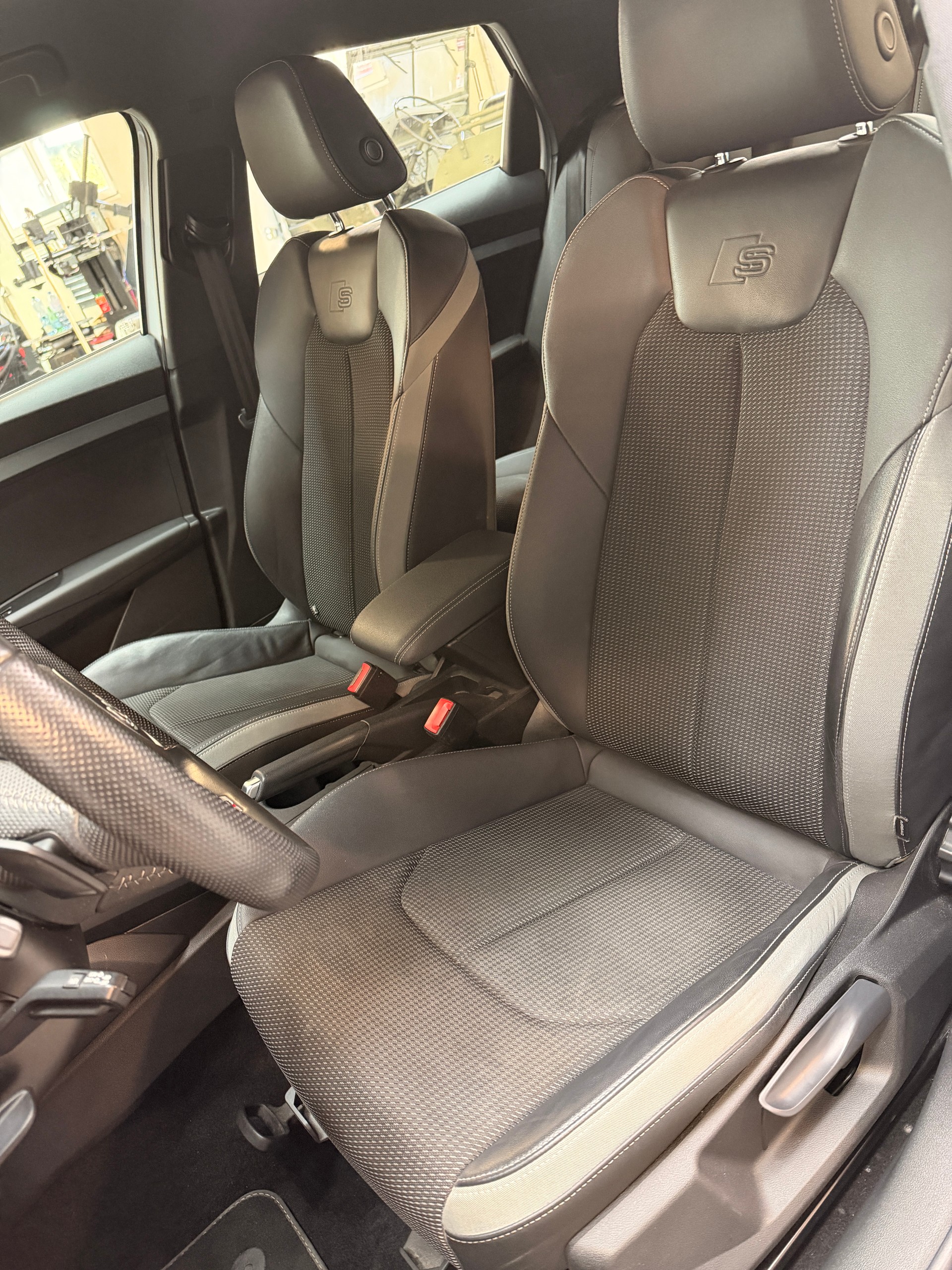 AUDI A1 Sportback 35 TFSI S Line S-tronic-image-7