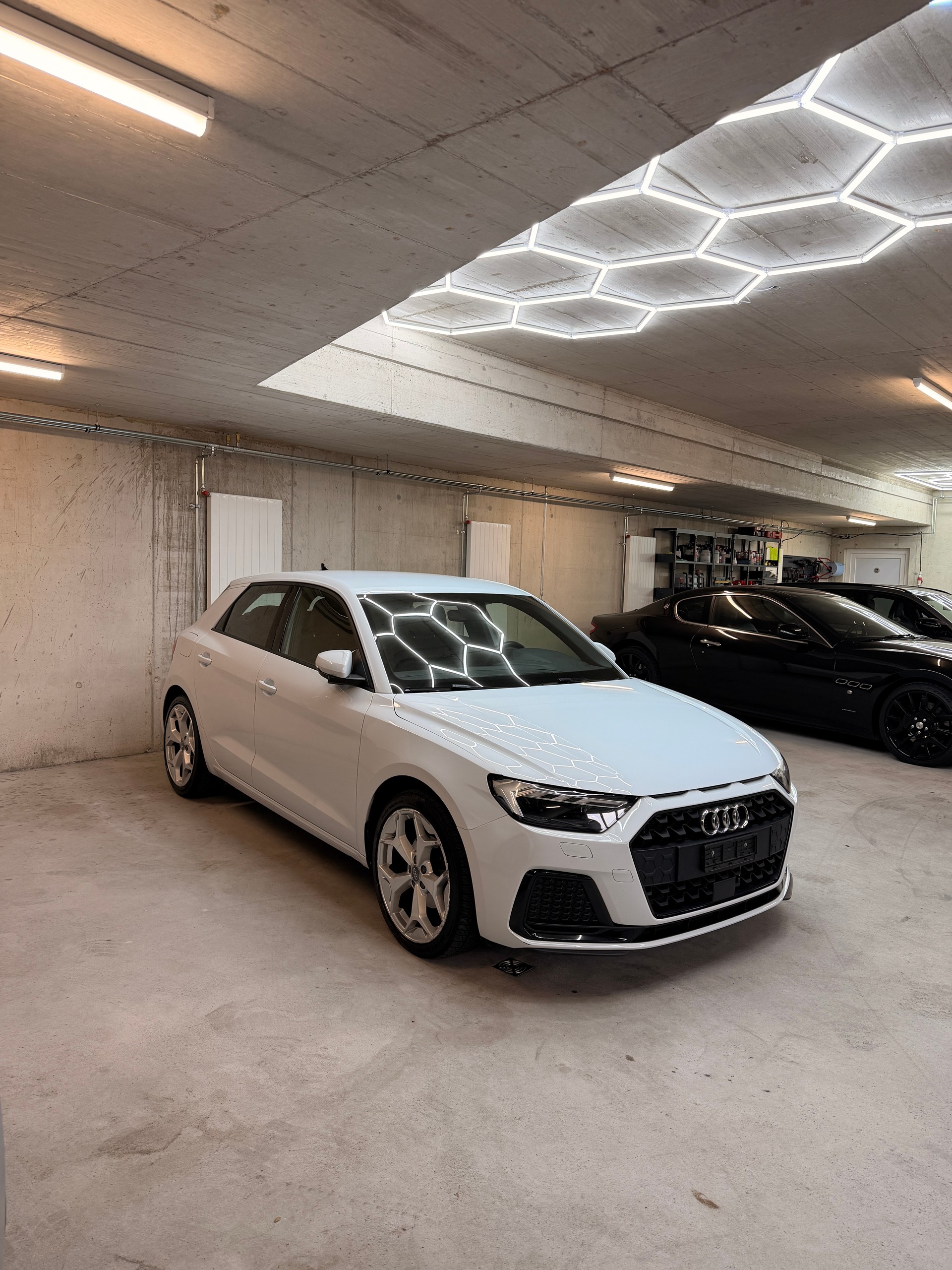AUDI A1 Sportback 35 TFSI S Line S-tronic-image-5