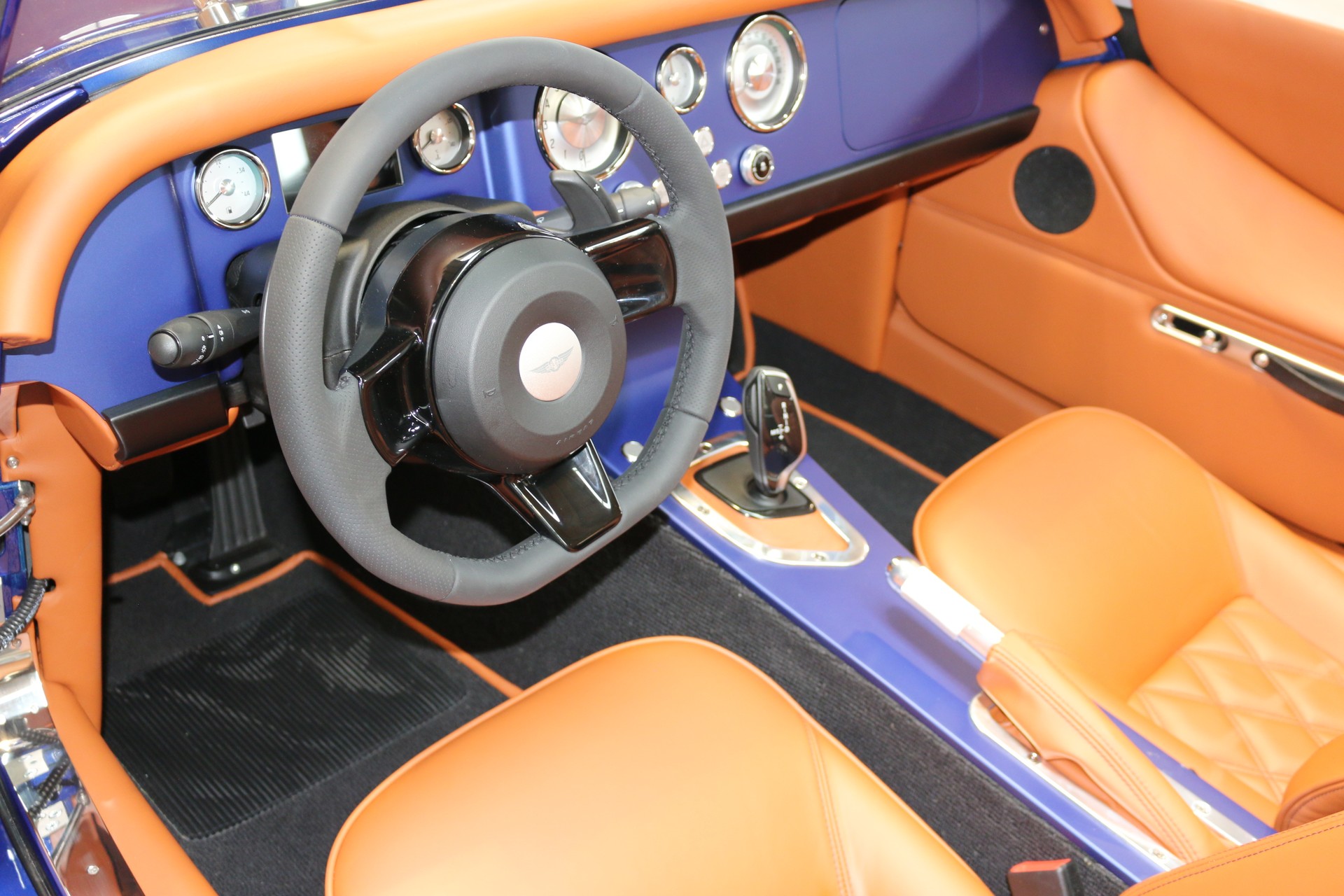 MORGAN Plus Four 2.0 Automatik-image-10
