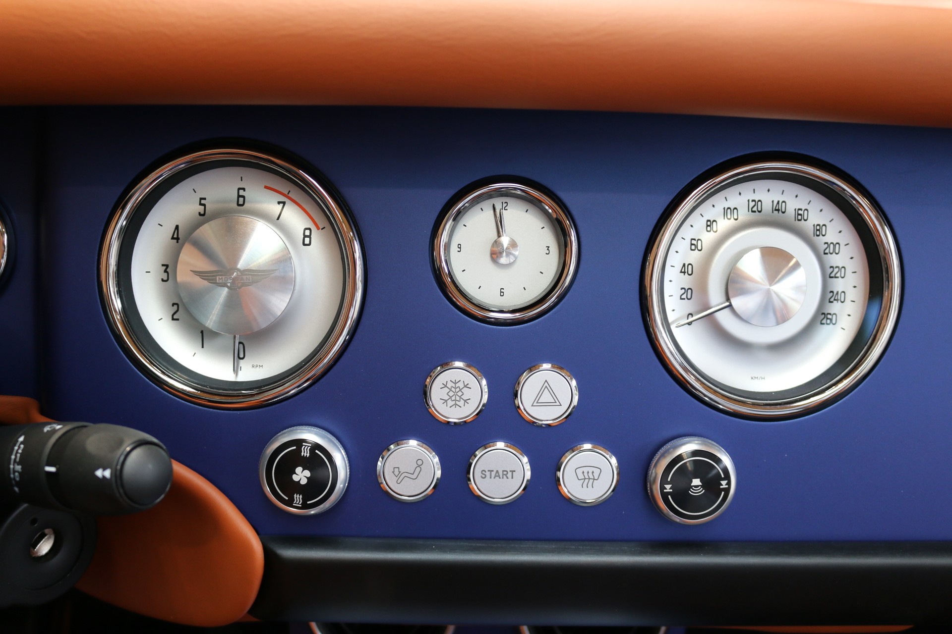 MORGAN Plus Four 2.0 Automatik-image-9