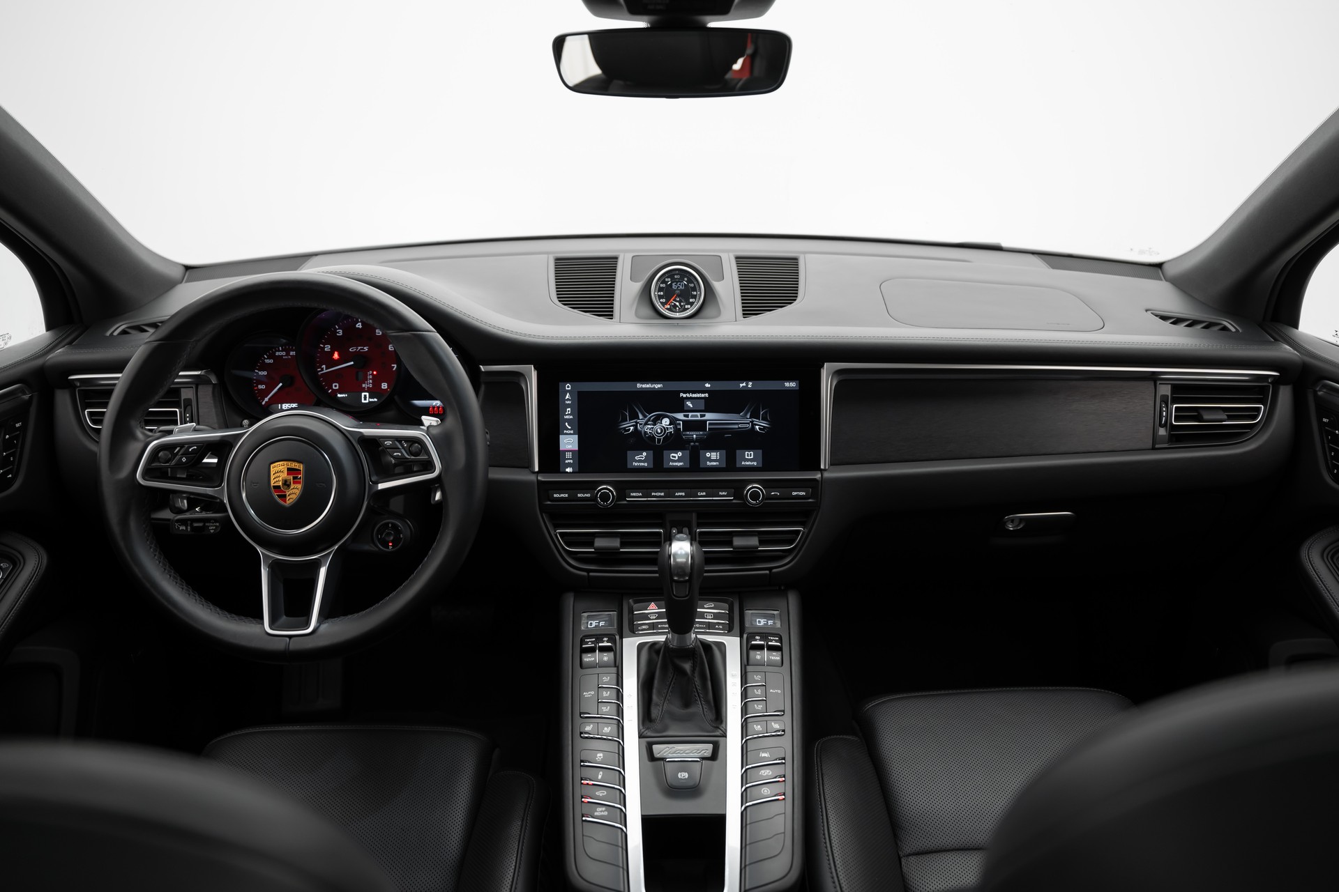 PORSCHE Macan GTS PDK-image-22