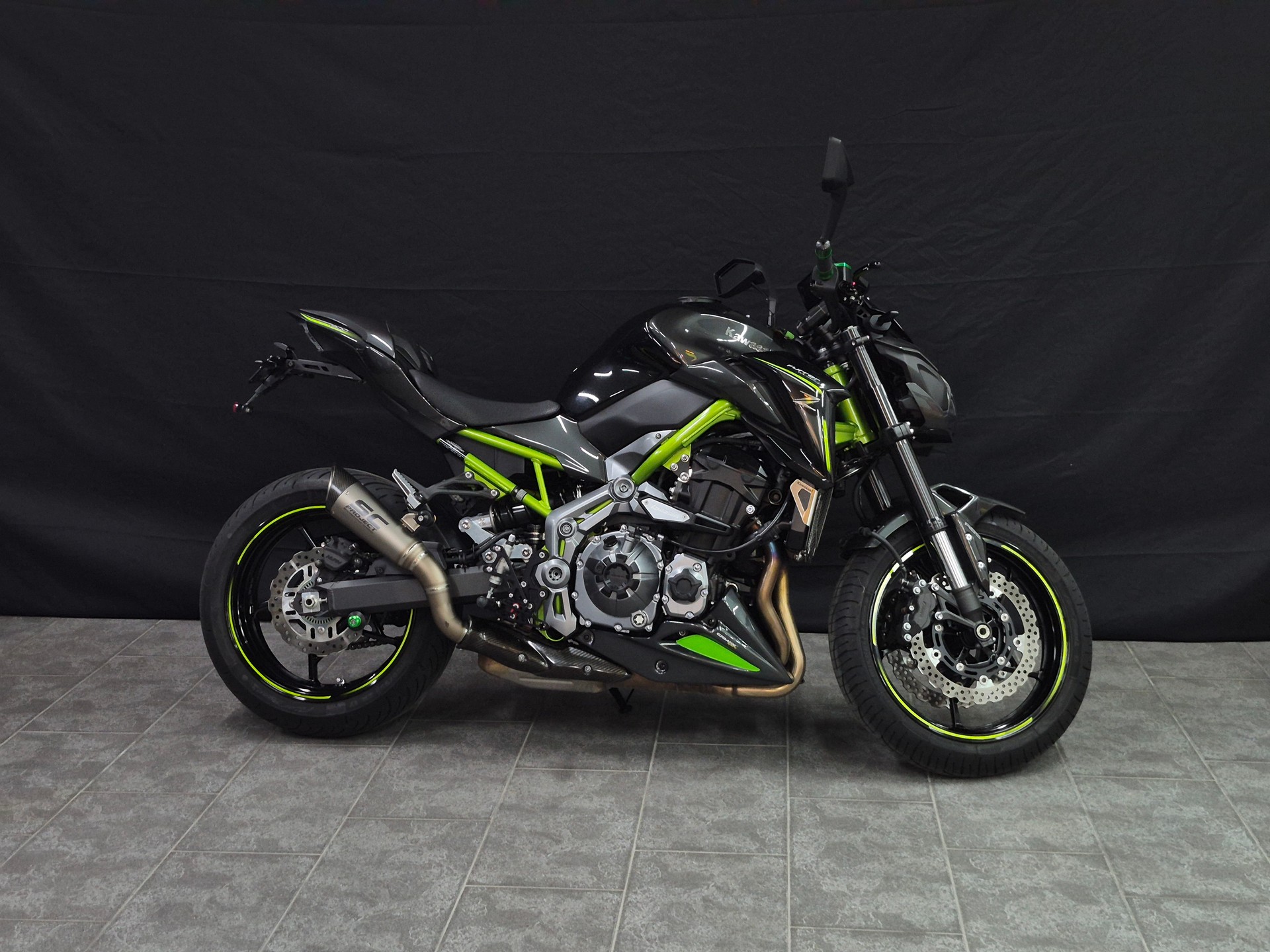 KAWASAKI Z 900-image-14
