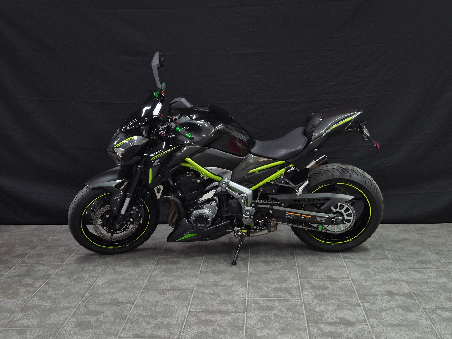 KAWASAKI Z 900-image-7