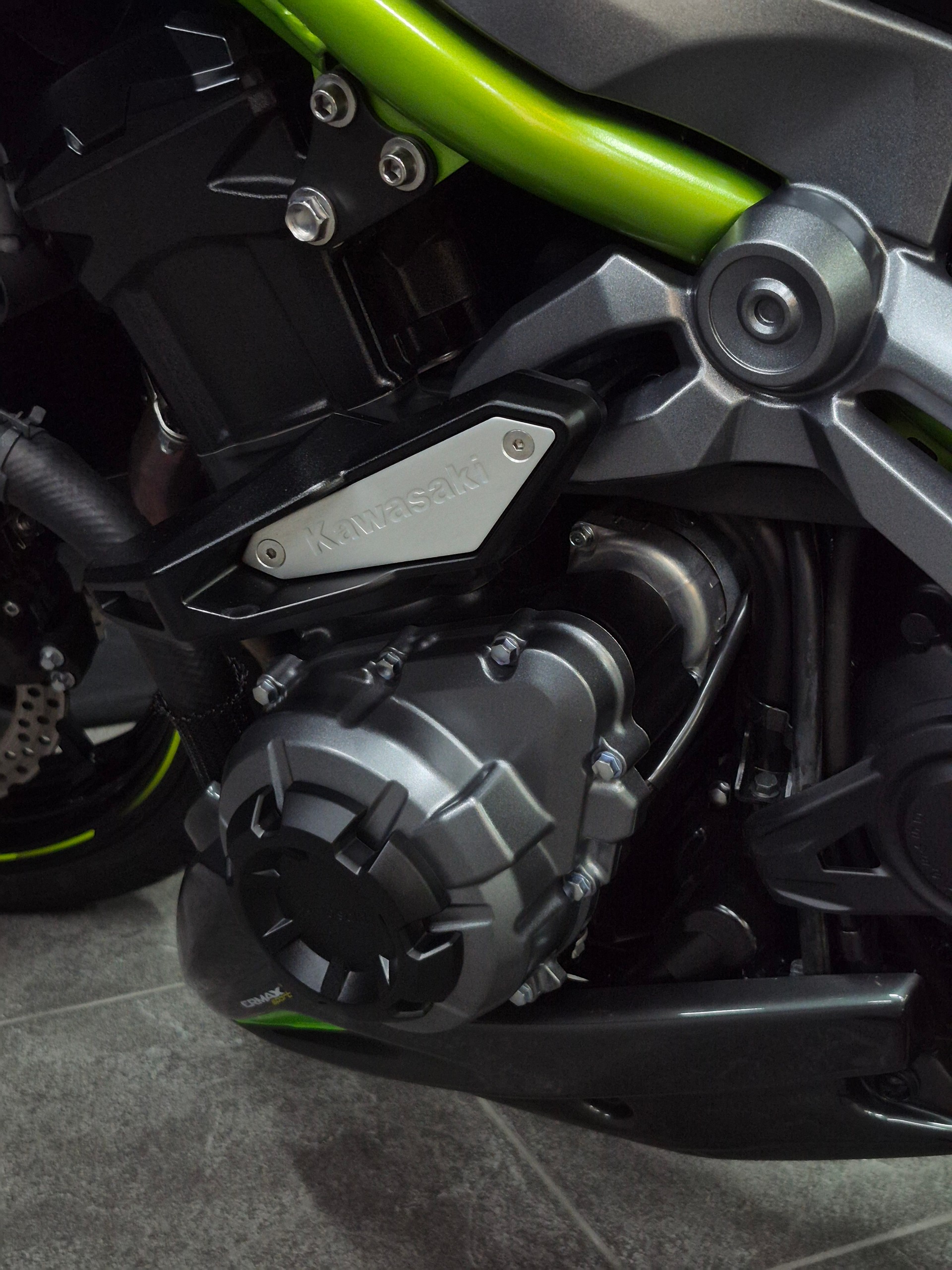 KAWASAKI Z 900-image-5