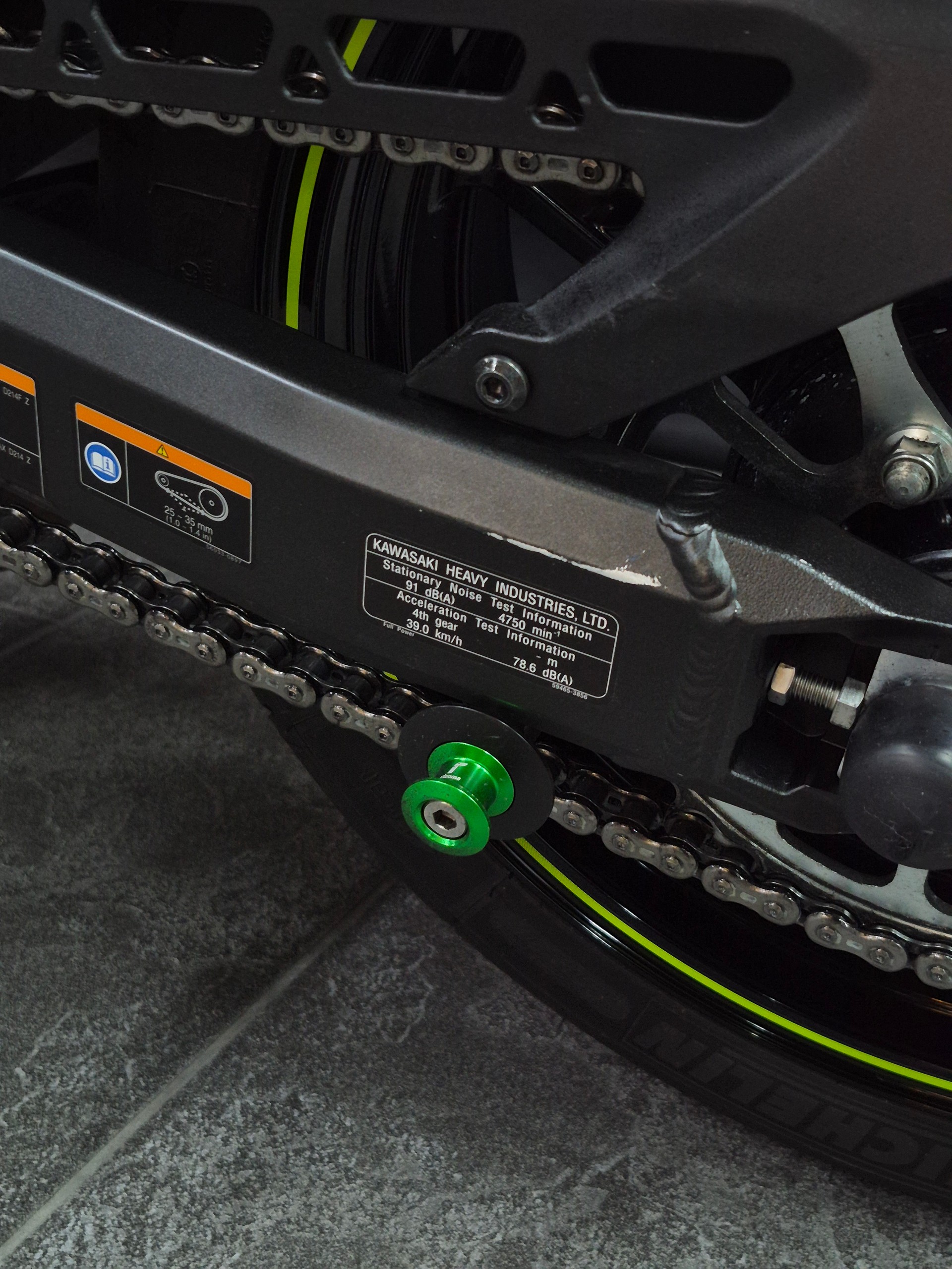 KAWASAKI Z 900-image-8