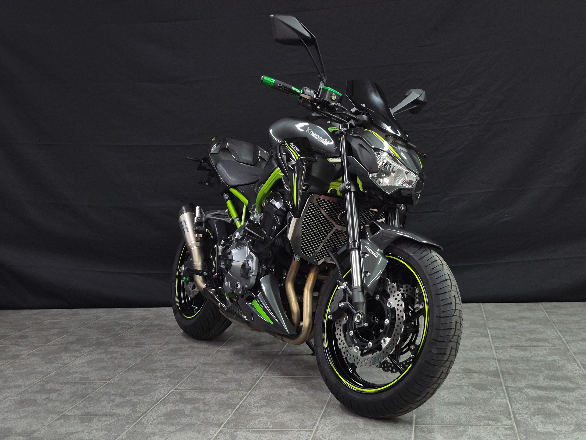 KAWASAKI Z 900-image-13