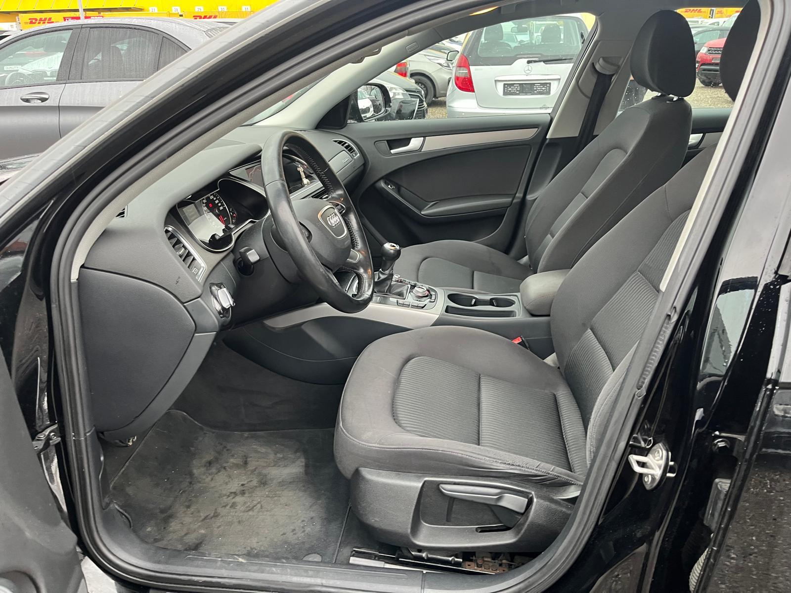 AUDI A4 Avant 2.0 TDI 177 quattro-image-8