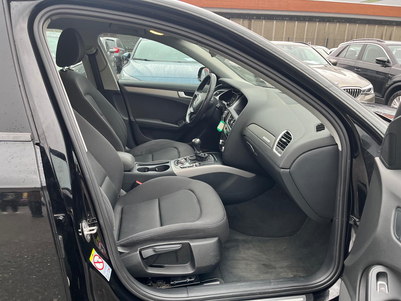 AUDI A4 Avant 2.0 TDI 177 quattro-image-10