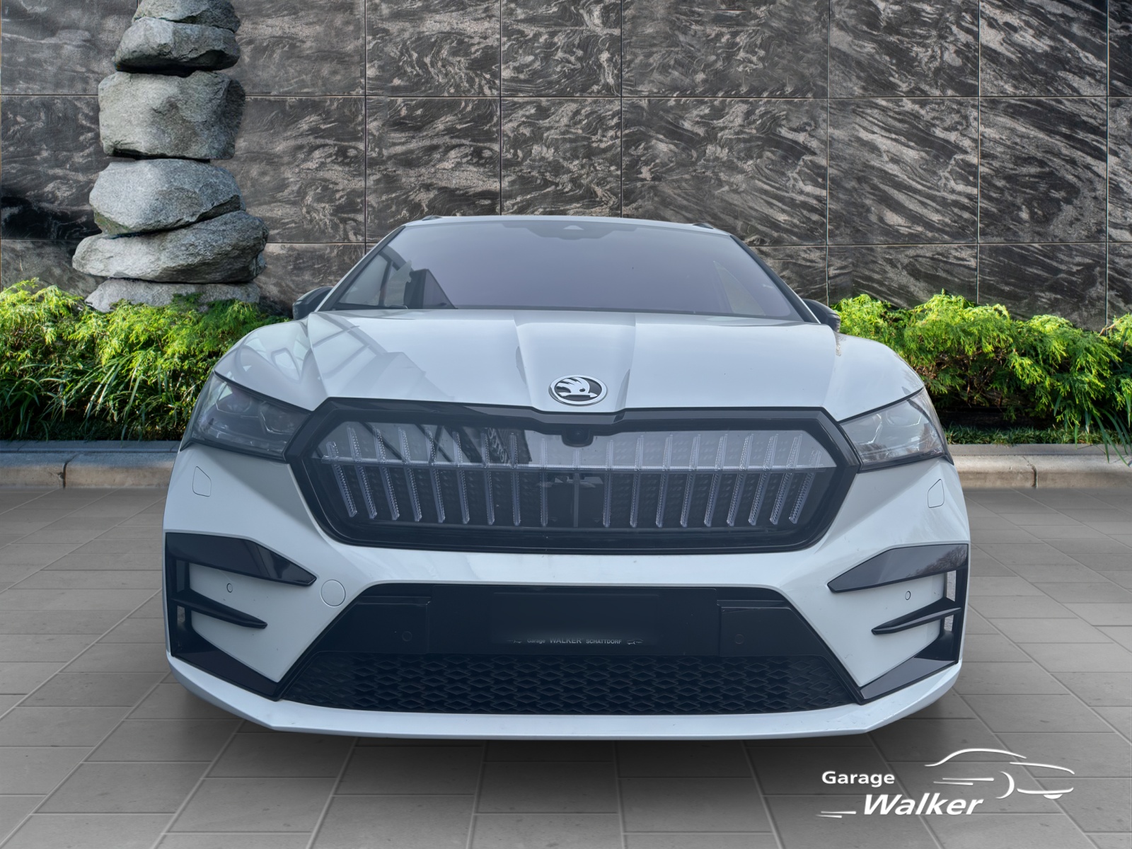 SKODA Enyaq RS 4x4-image-8
