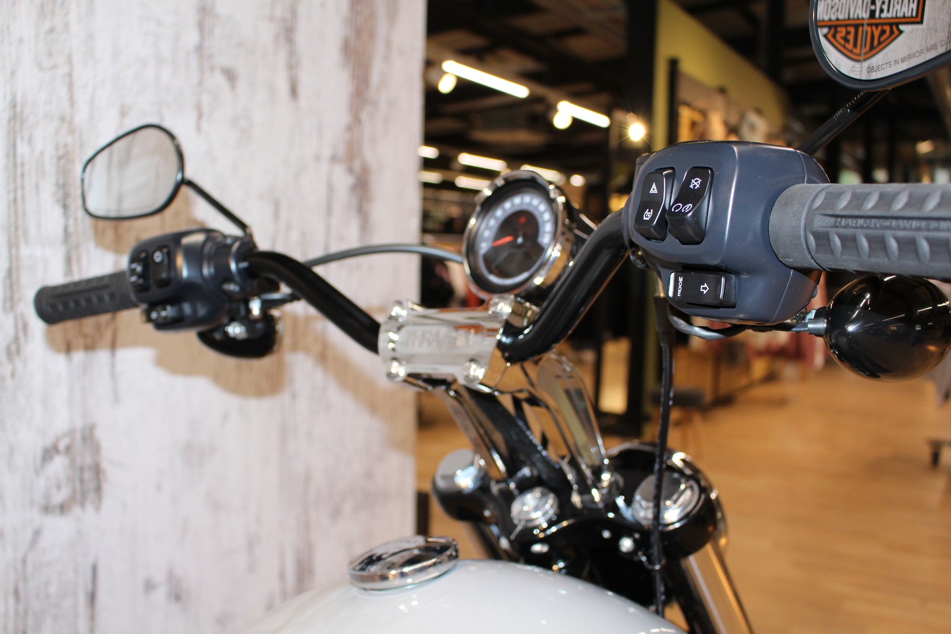 HARLEY-DAVIDSON FXBB Street Bob 117-image-4