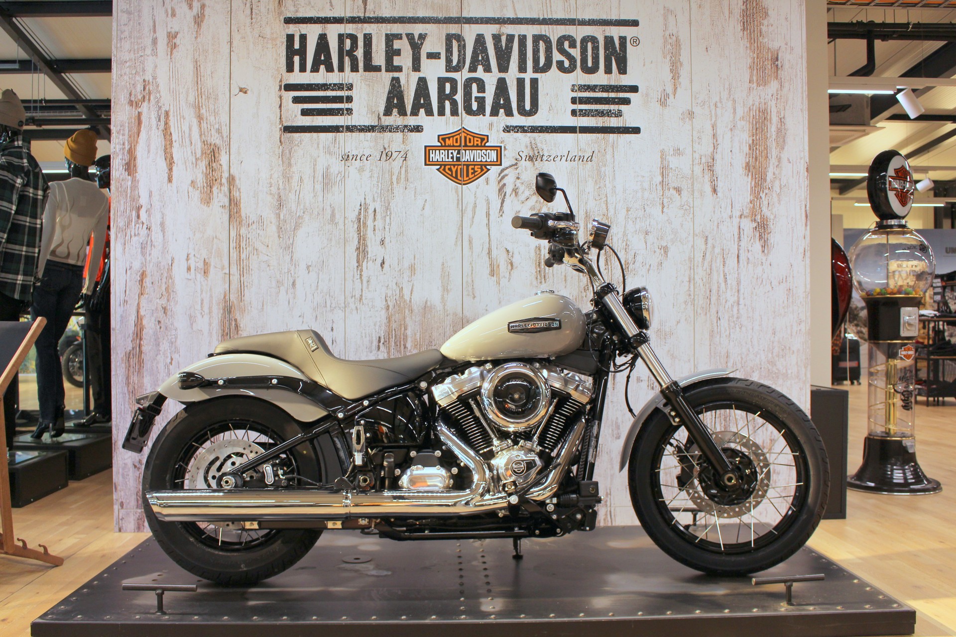 HARLEY-DAVIDSON FXBB Street Bob 117