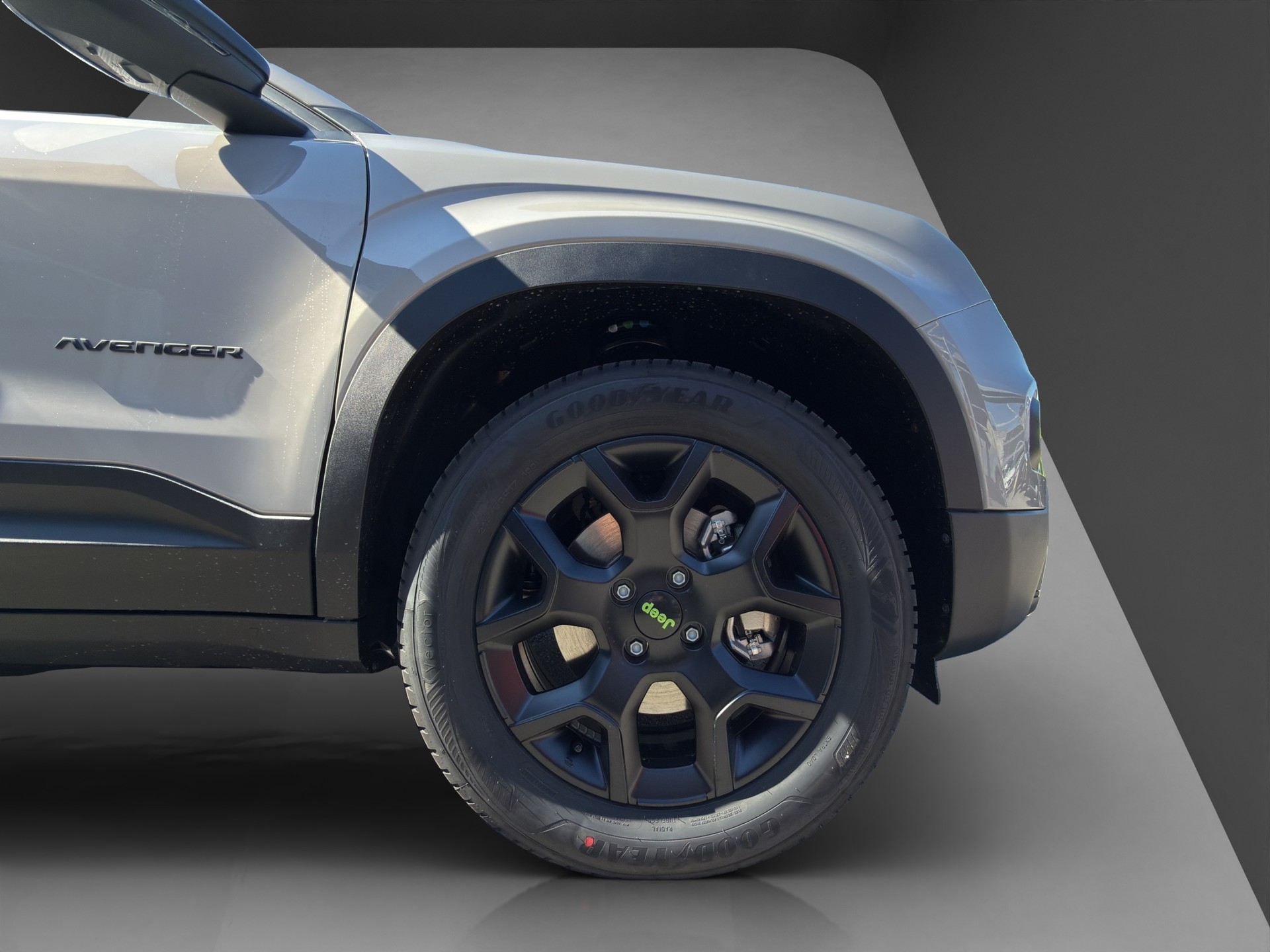 JEEP Avenger 1.2 Turbo MHEV Upland Plus 4xe-image-16