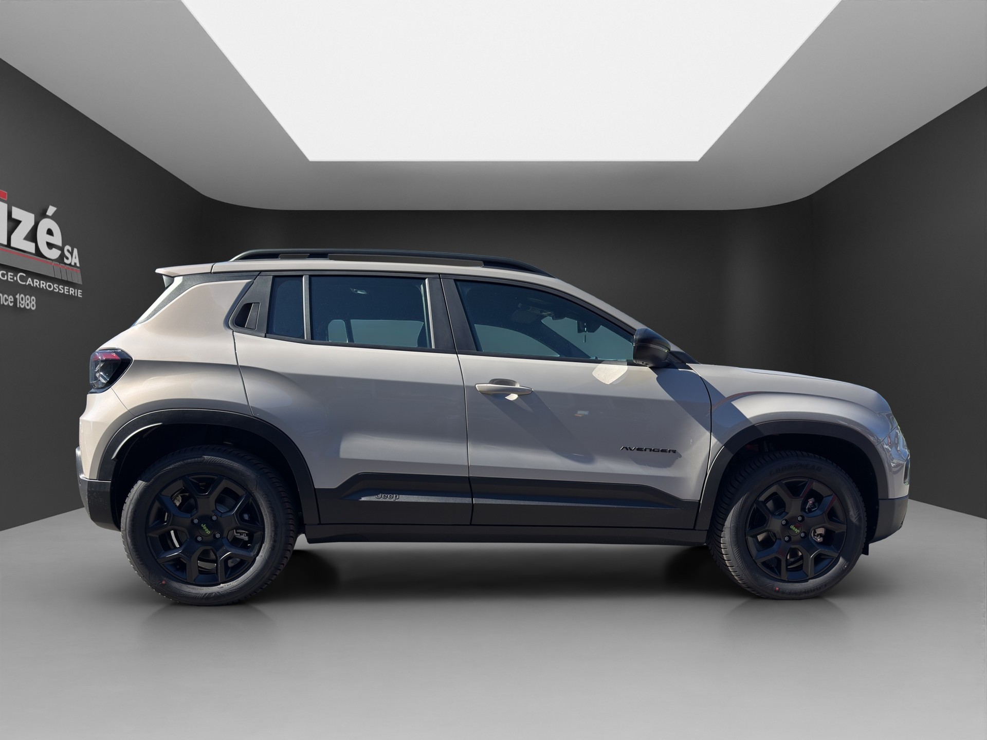 JEEP Avenger 1.2 Turbo MHEV Upland Plus 4xe-image-7