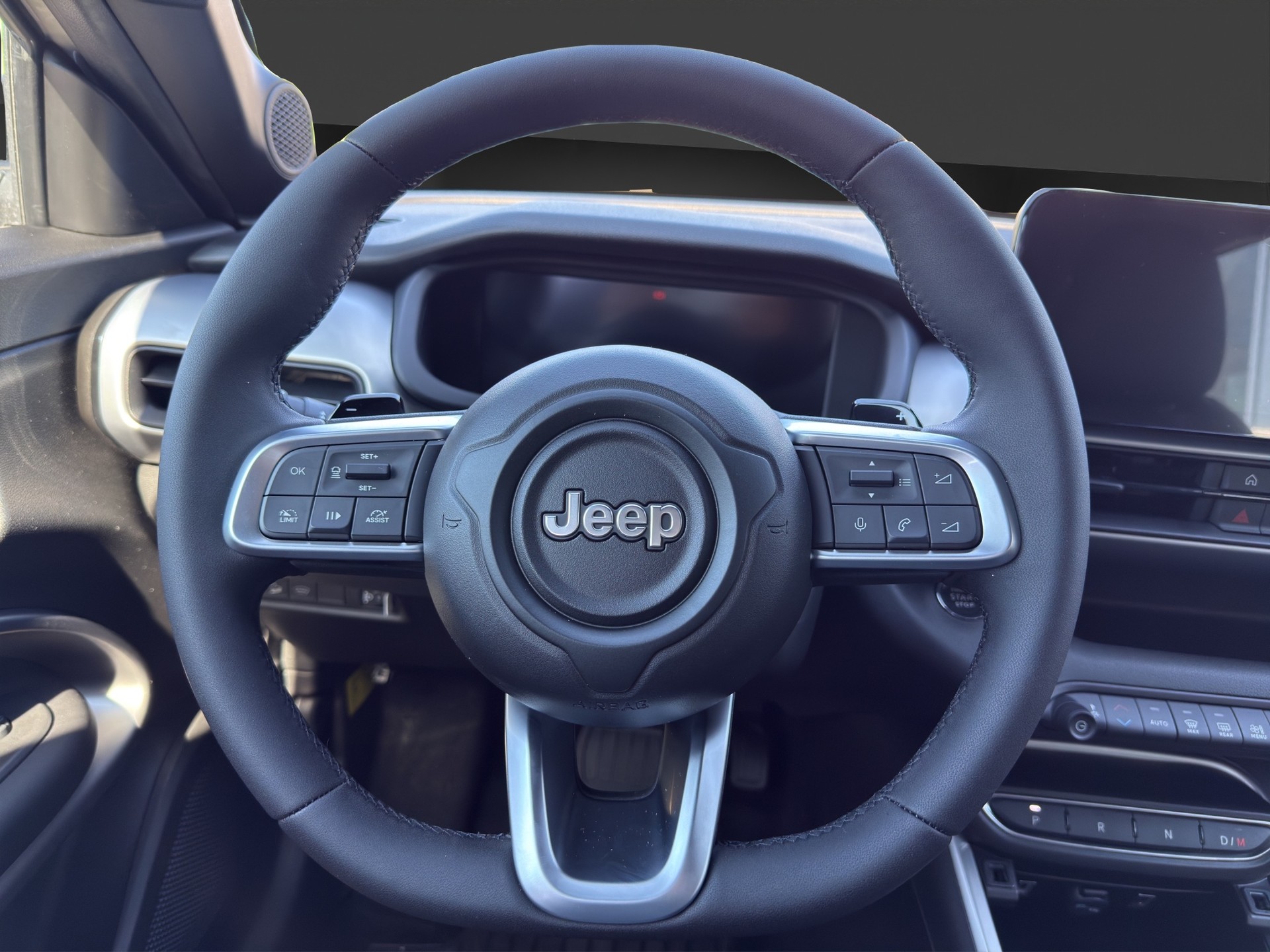 JEEP Avenger 1.2 Turbo MHEV Upland Plus 4xe-image-10