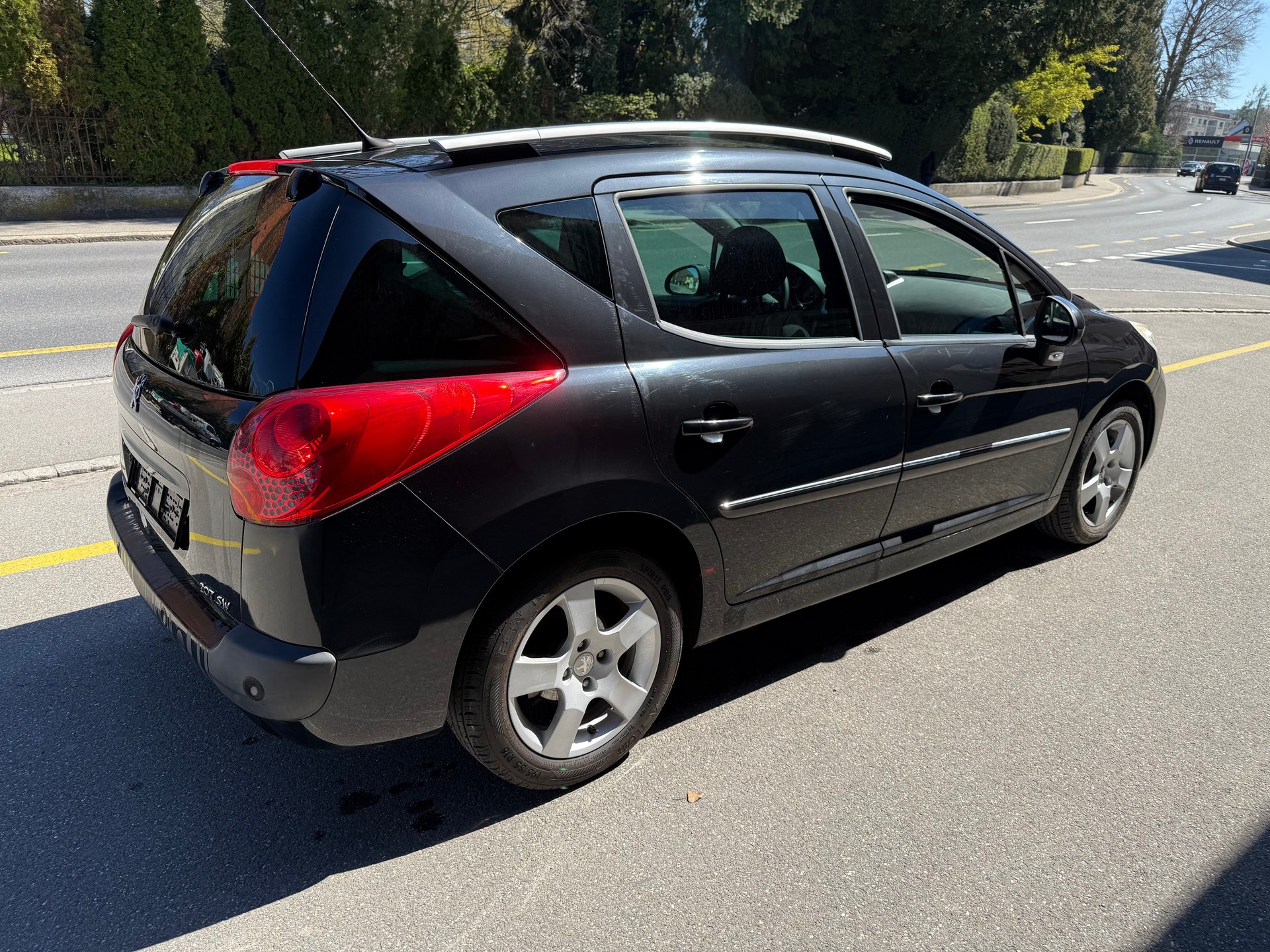 PEUGEOT 207 SW 1.6 16V Sport Automatic-image-5