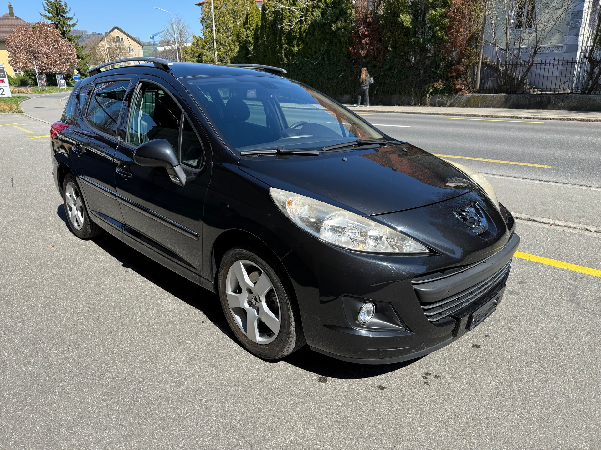 PEUGEOT 207 SW 1.6 16V Sport Automatic-image-0