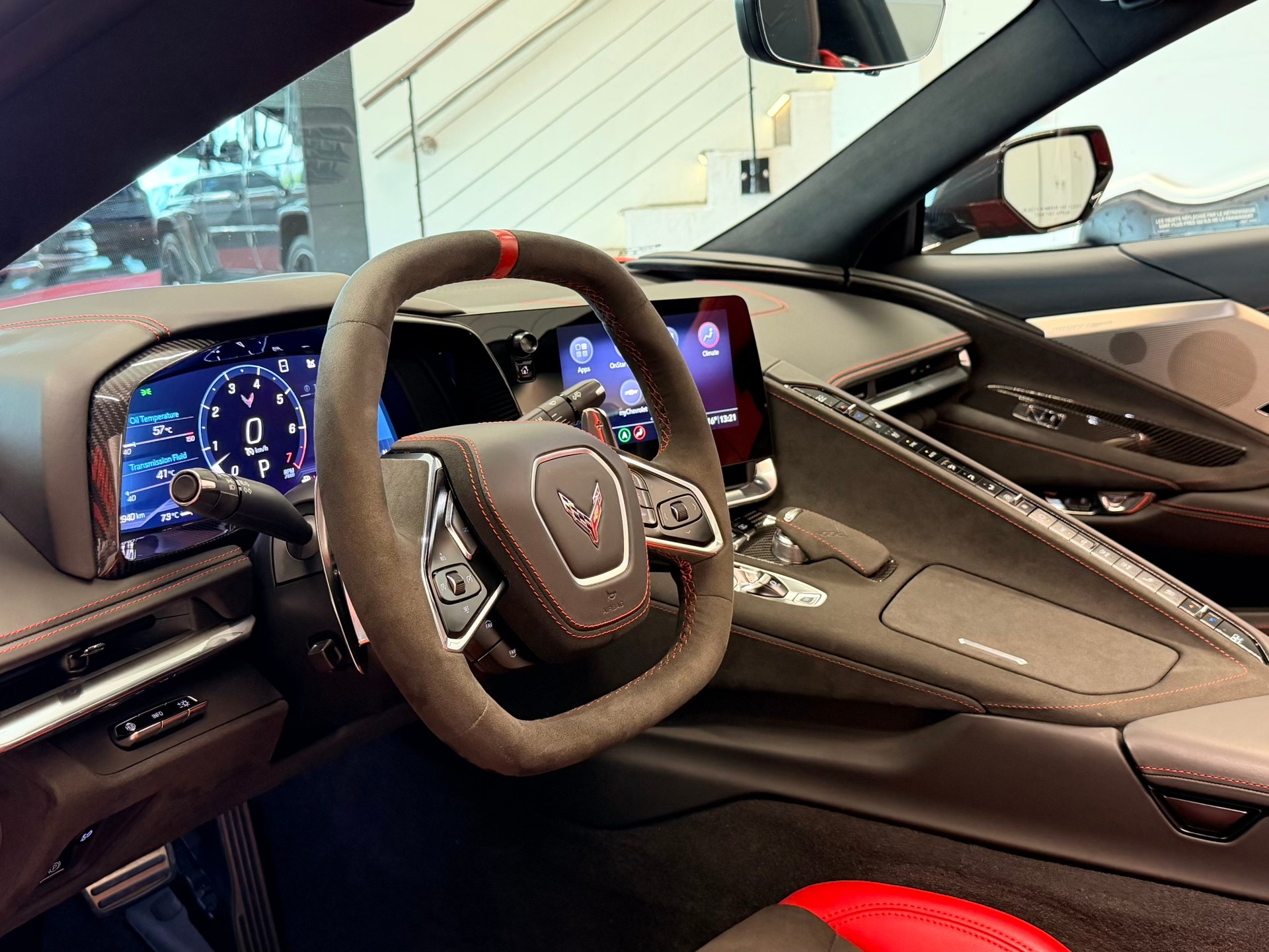 CHEVROLET Convertible Stingray 3LT-image-25