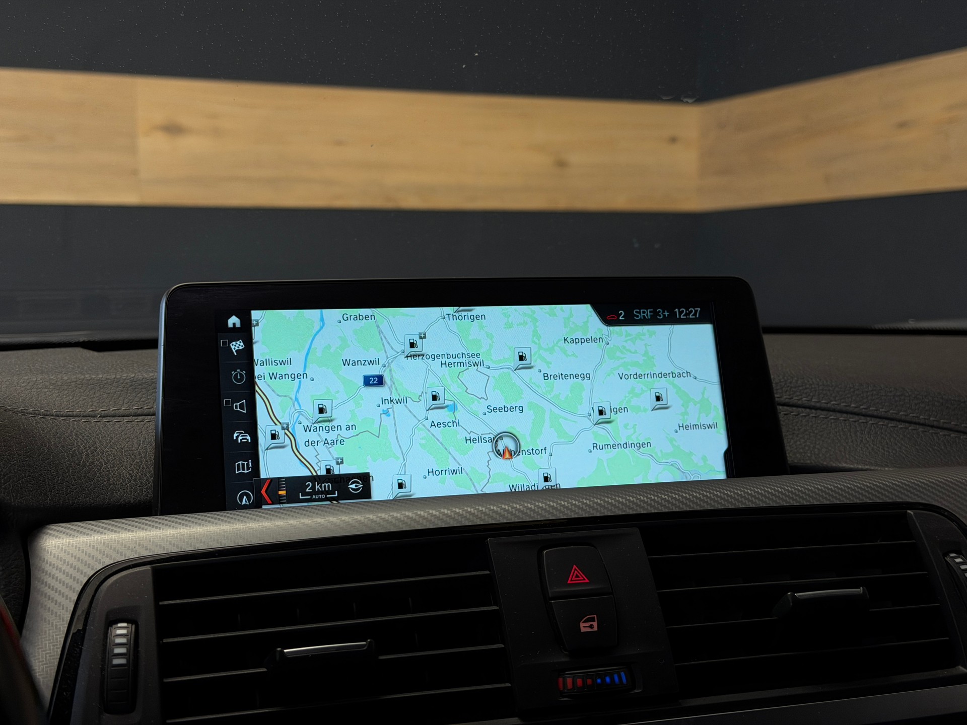 BMW 320d xDrive Touring Edition Sport Line Steptronic-image-14