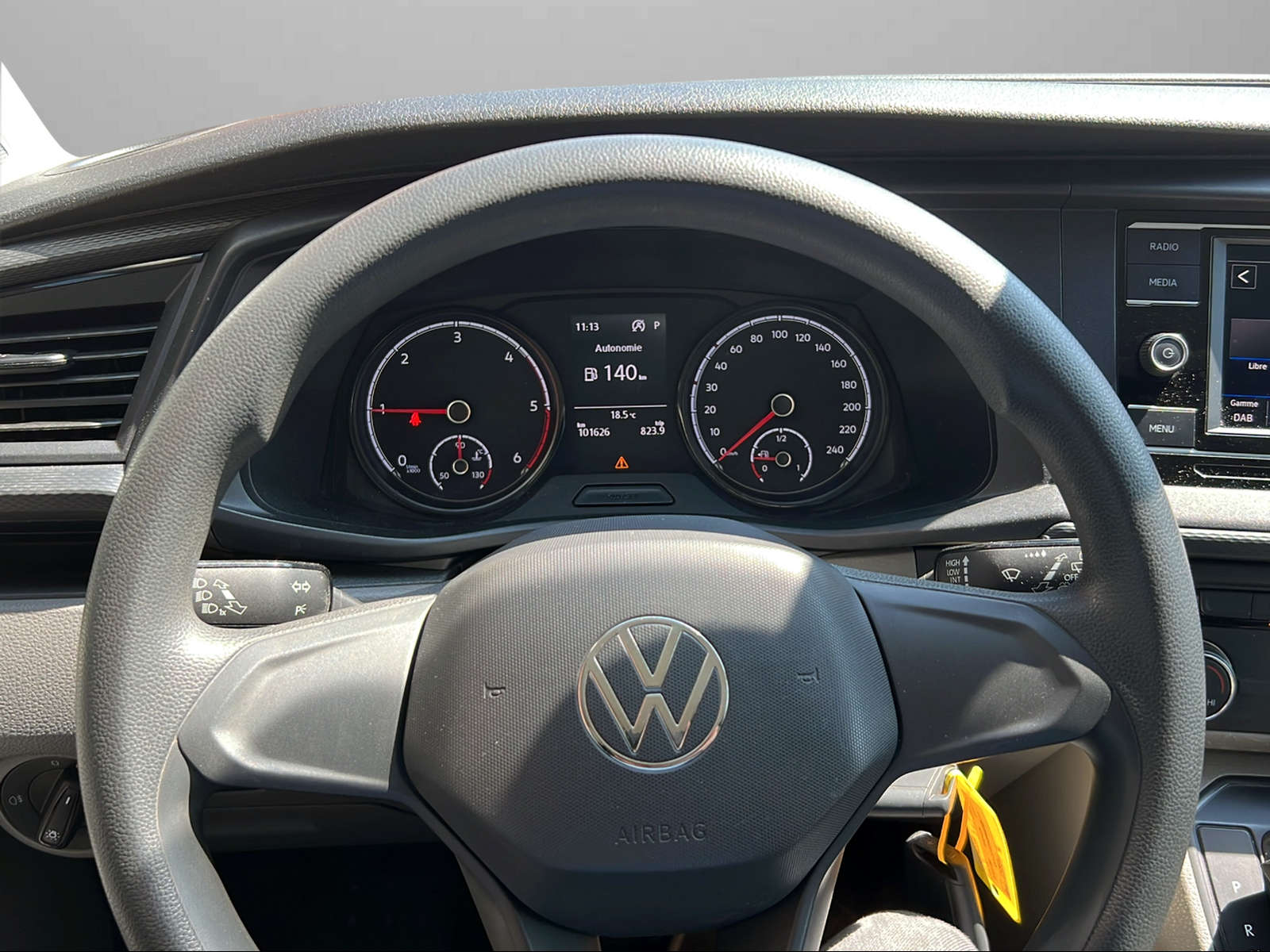 VW T6.1 2.0 TDI DSG-image-8