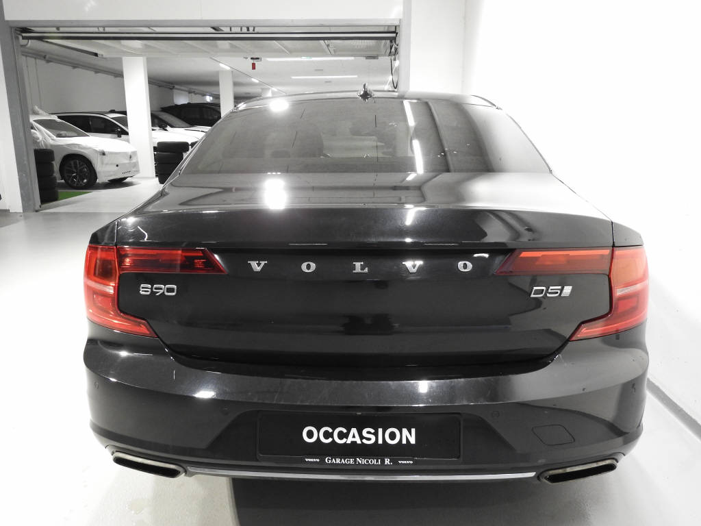 VOLVO S90 2.0 D5 Inscription AWD-image-4