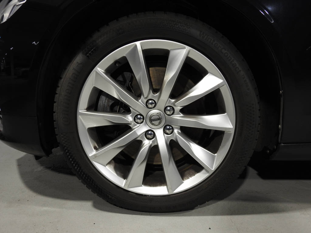 VOLVO S90 2.0 D5 Inscription AWD-image-11