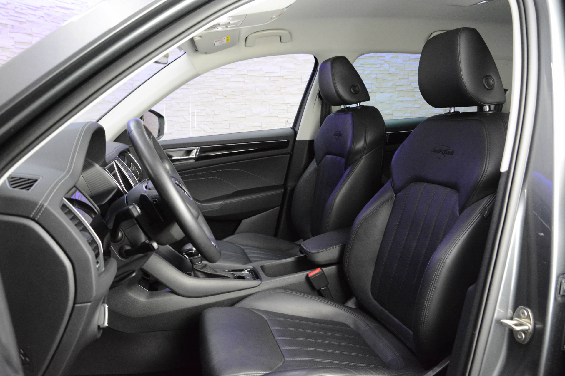 SKODA Kodiaq 2.0 TSI L & K DSG-image-8