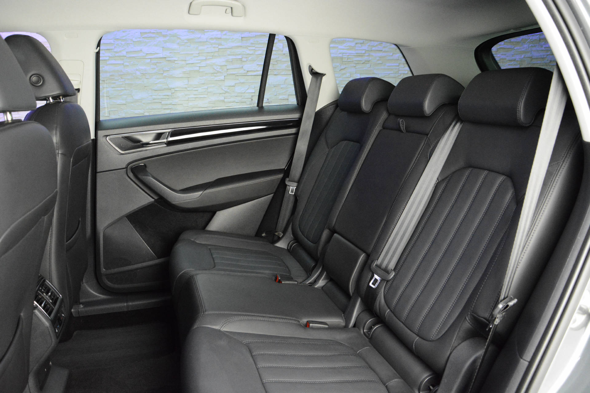 SKODA Kodiaq 2.0 TSI L & K DSG-image-9