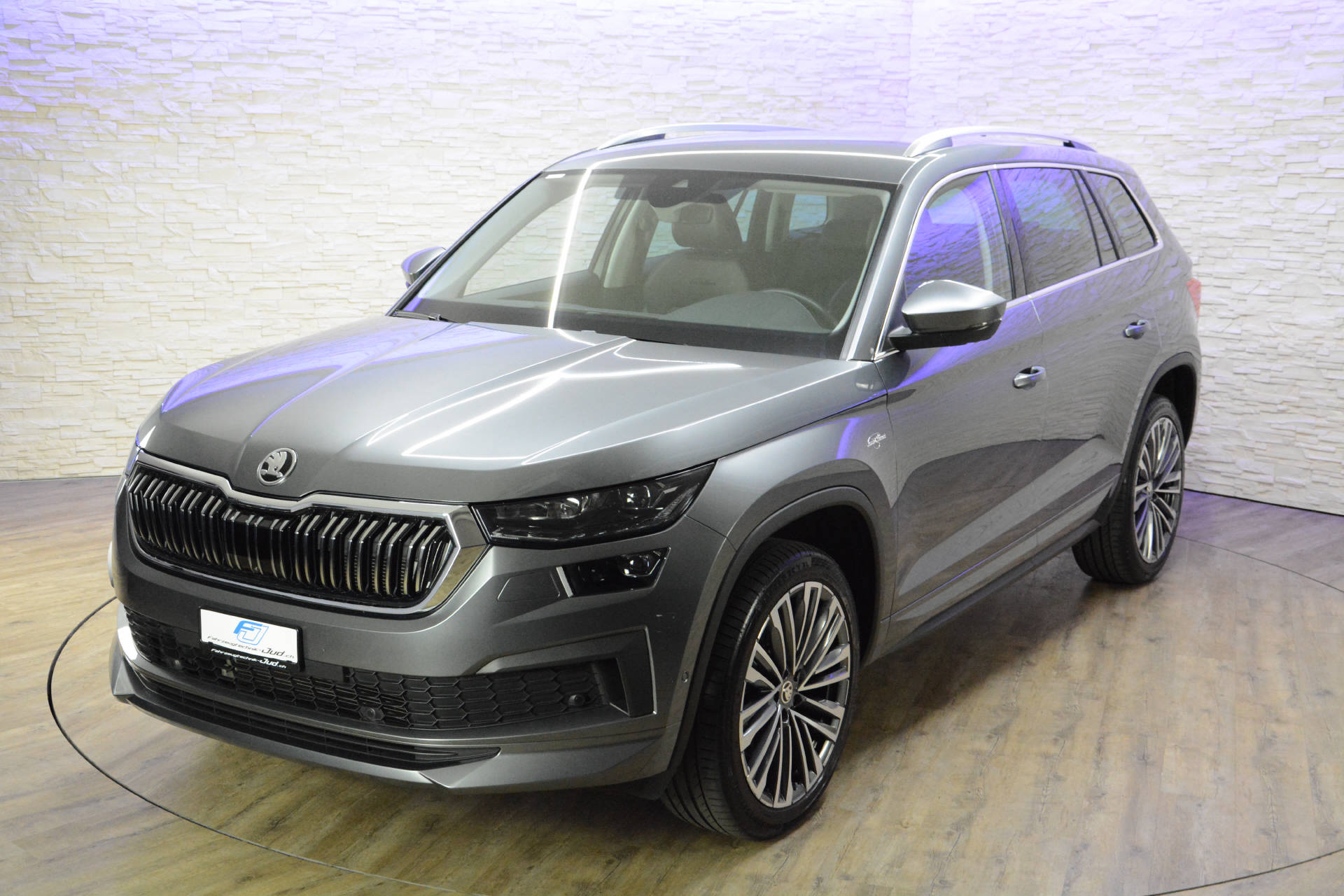 SKODA Kodiaq 2.0 TSI L & K DSG-image-6
