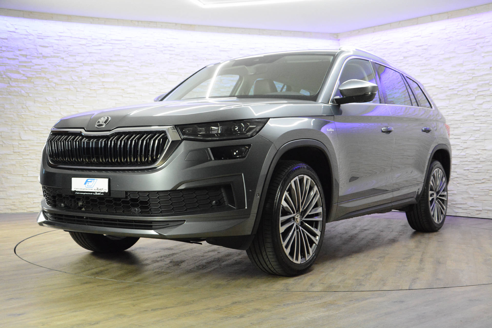SKODA Kodiaq 2.0 TSI L & K DSG-image-0