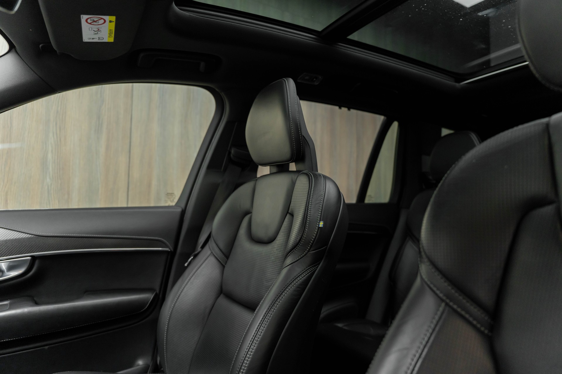 VOLVO XC90 T8 AWD R-Design Geartronic-image-6