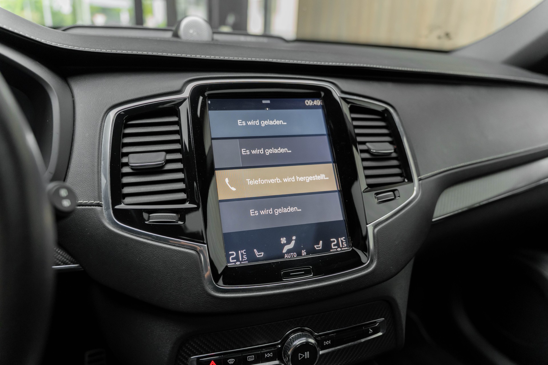 VOLVO XC90 T8 AWD R-Design Geartronic-image-11