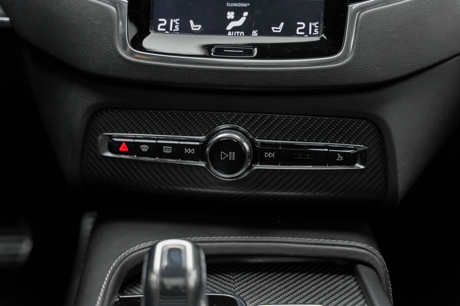 VOLVO XC90 T8 AWD R-Design Geartronic-image-14