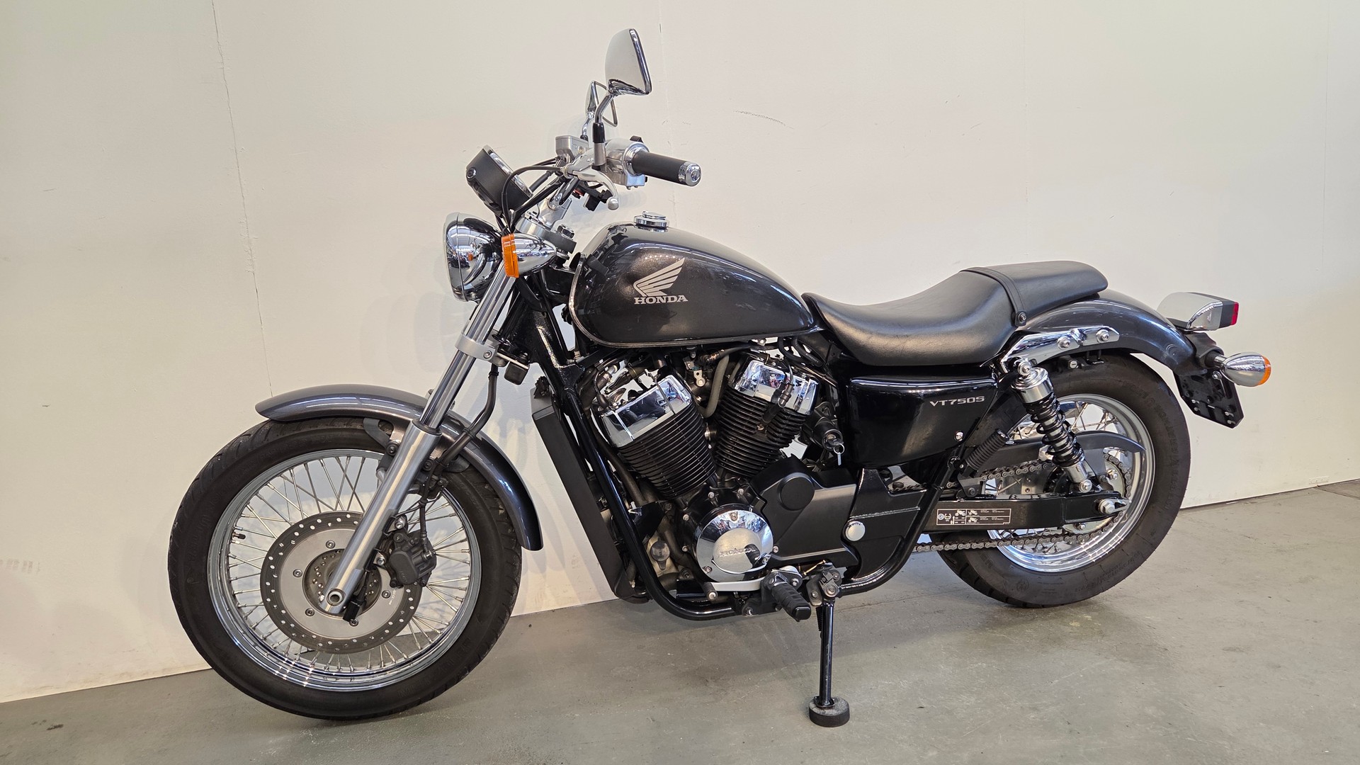 HONDA VT 750 CS Shadow S-showroom-element-3