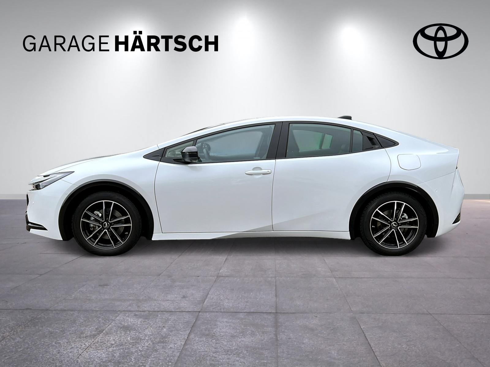 TOYOTA Prius 2.0 Plug-In-Hybrid Premium-image-1