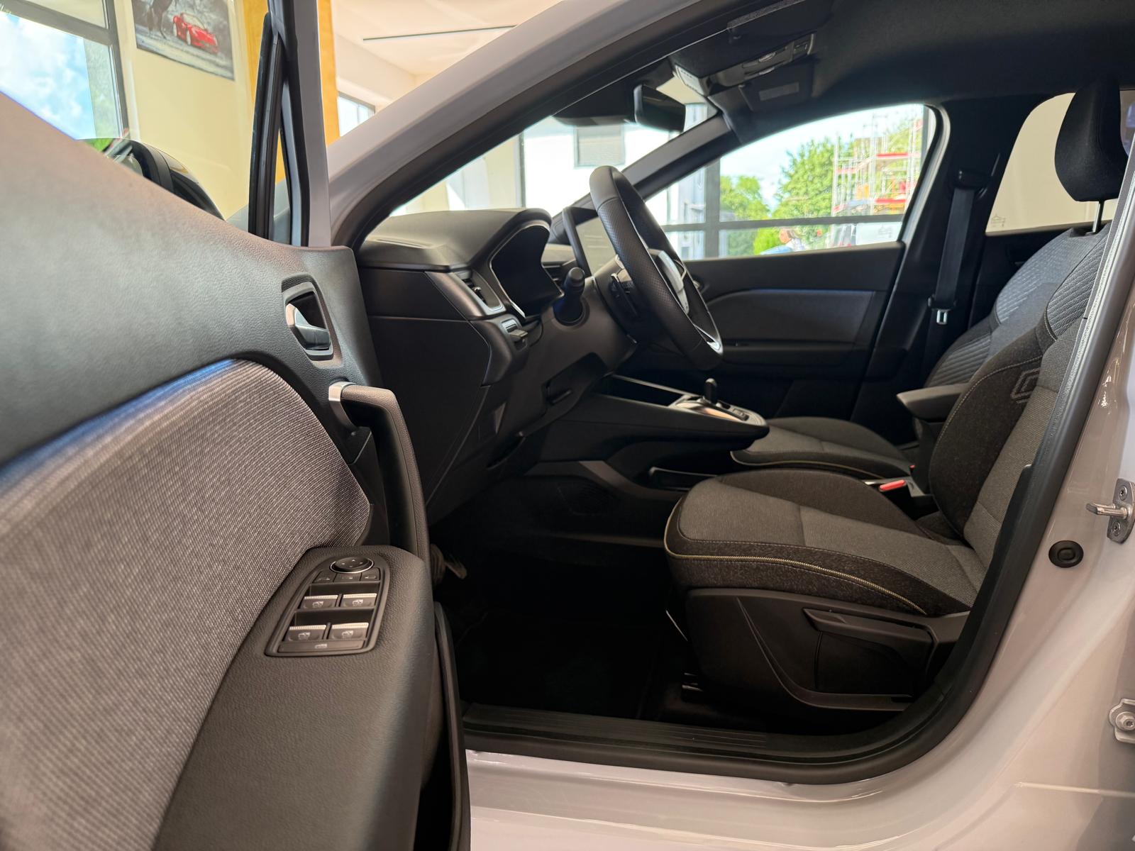 RENAULT Symbioz 1.3 Techno EDC-image-10