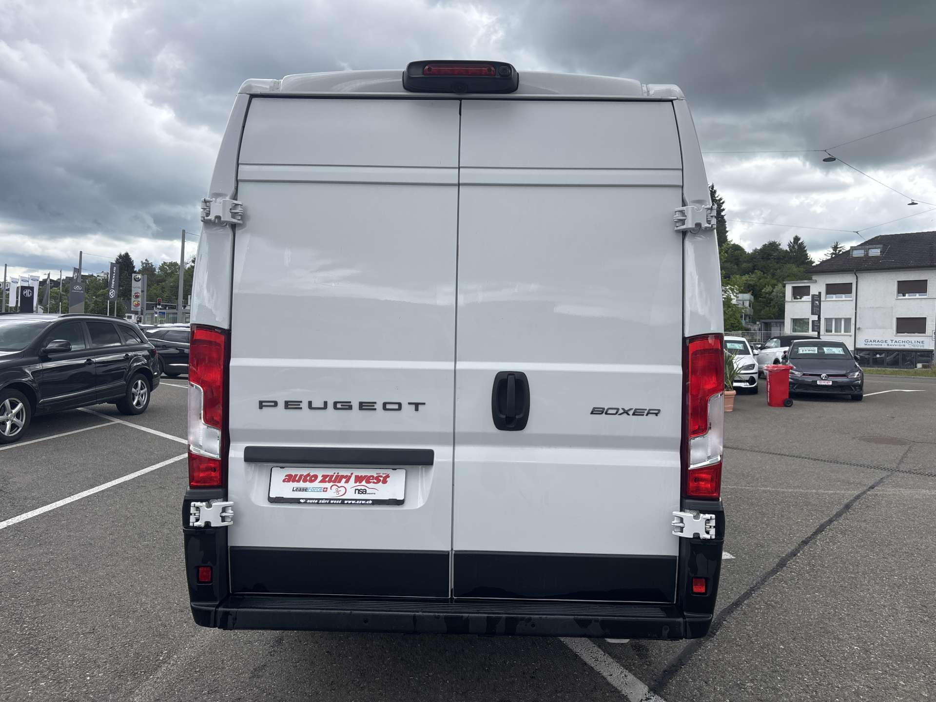 PEUGEOT Boxer 2.2 HDI 435 L4H2 EAT-Automat-image-11