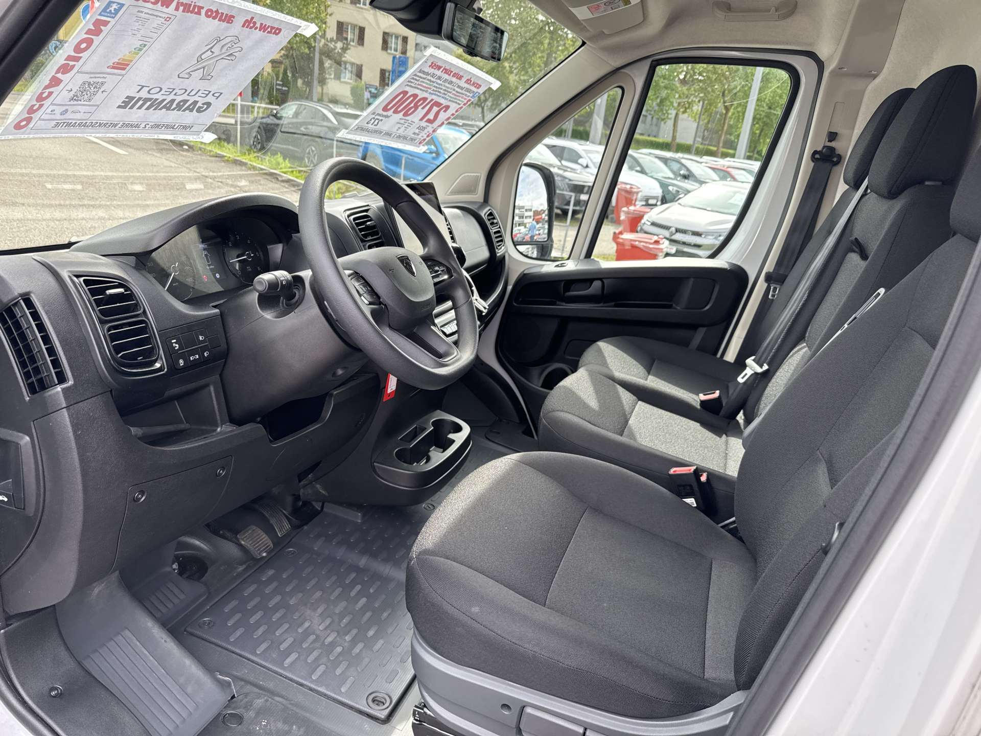 PEUGEOT Boxer 2.2 HDI 435 L4H2 EAT-Automat-image-5