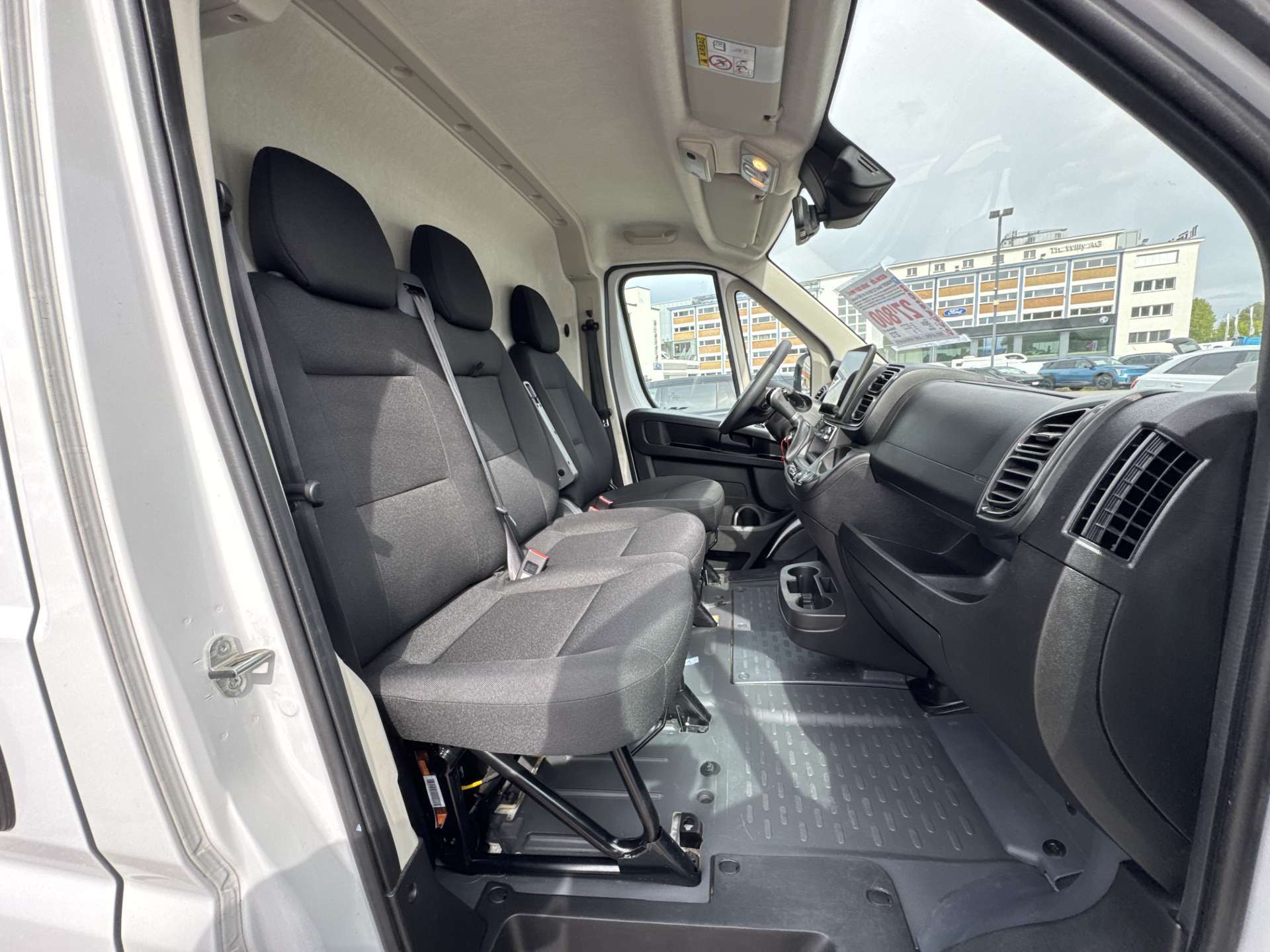 PEUGEOT Boxer 2.2 HDI 435 L4H2 EAT-Automat-image-14