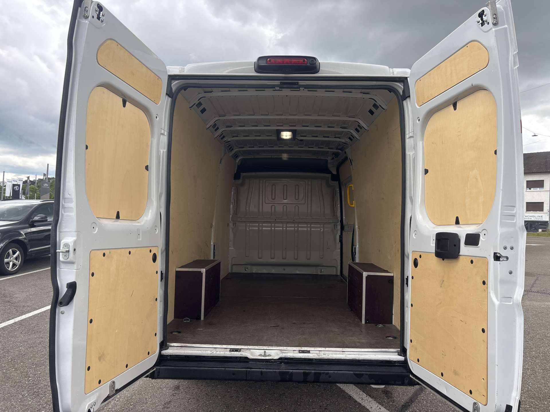 PEUGEOT Boxer 2.2 HDI 435 L4H2 EAT-Automat-image-7