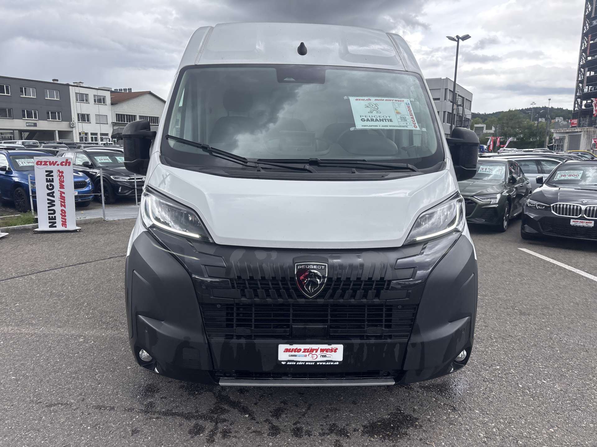 PEUGEOT Boxer 2.2 HDI 435 L4H2 EAT-Automat-image-13