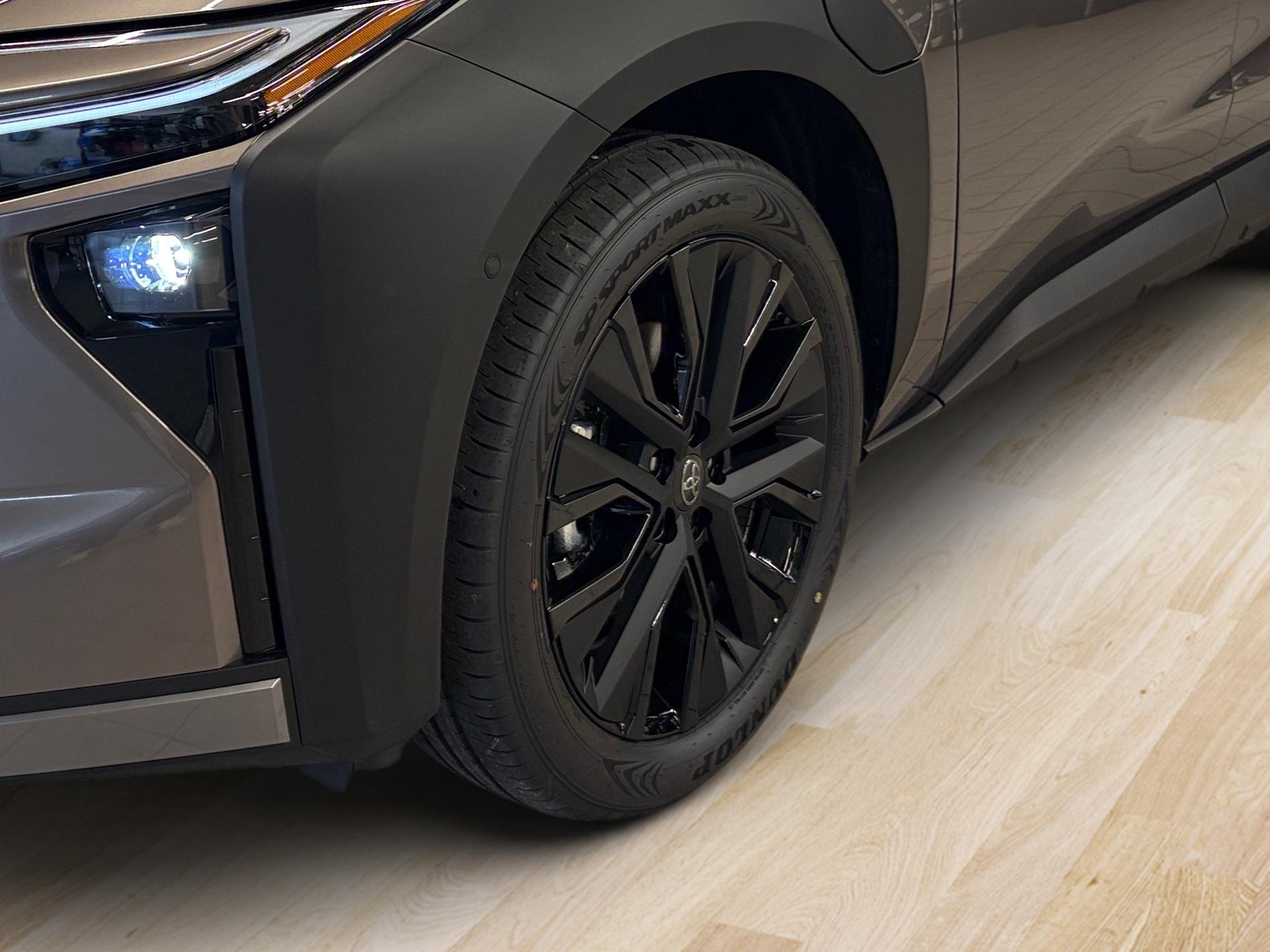 TOYOTA bZ4X Touring Premium 74.7 kWh AWD-image-9