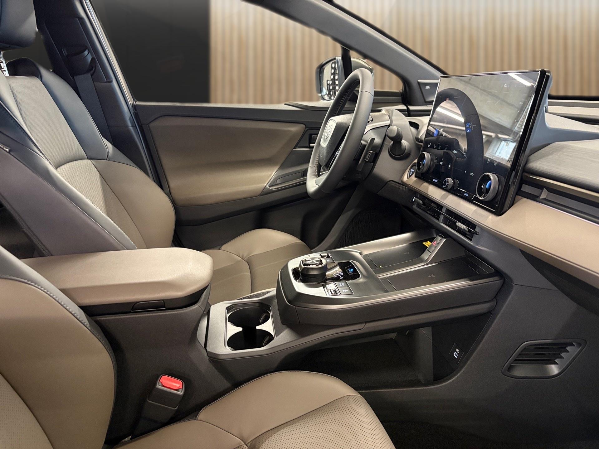 TOYOTA bZ4X Touring Premium 74.7 kWh AWD-image-15