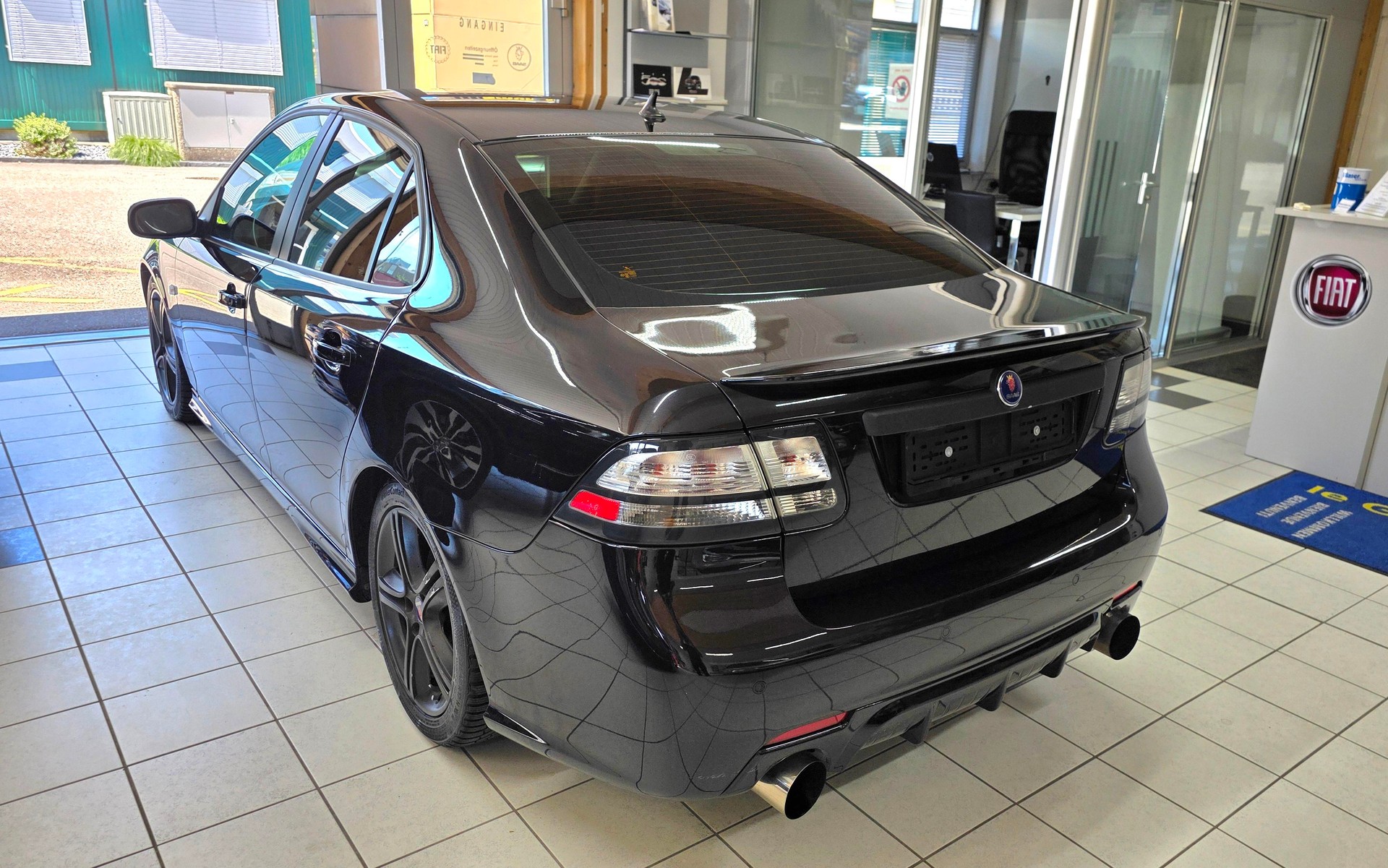 SAAB 9-3 2.0T Vector XWD Automatic-image-2