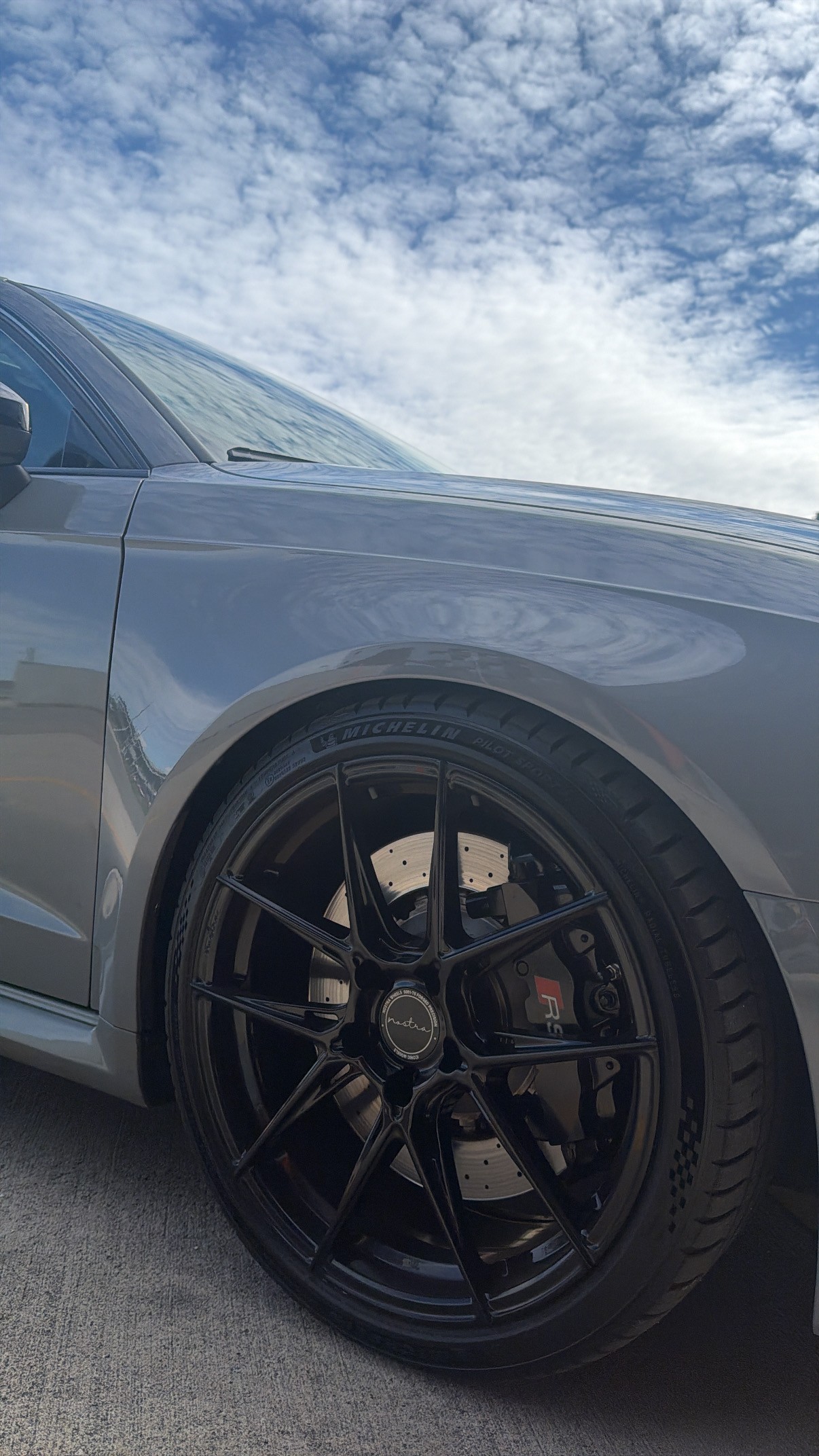 AUDI 2.5 T FSI quattro S-Tronic-image-5