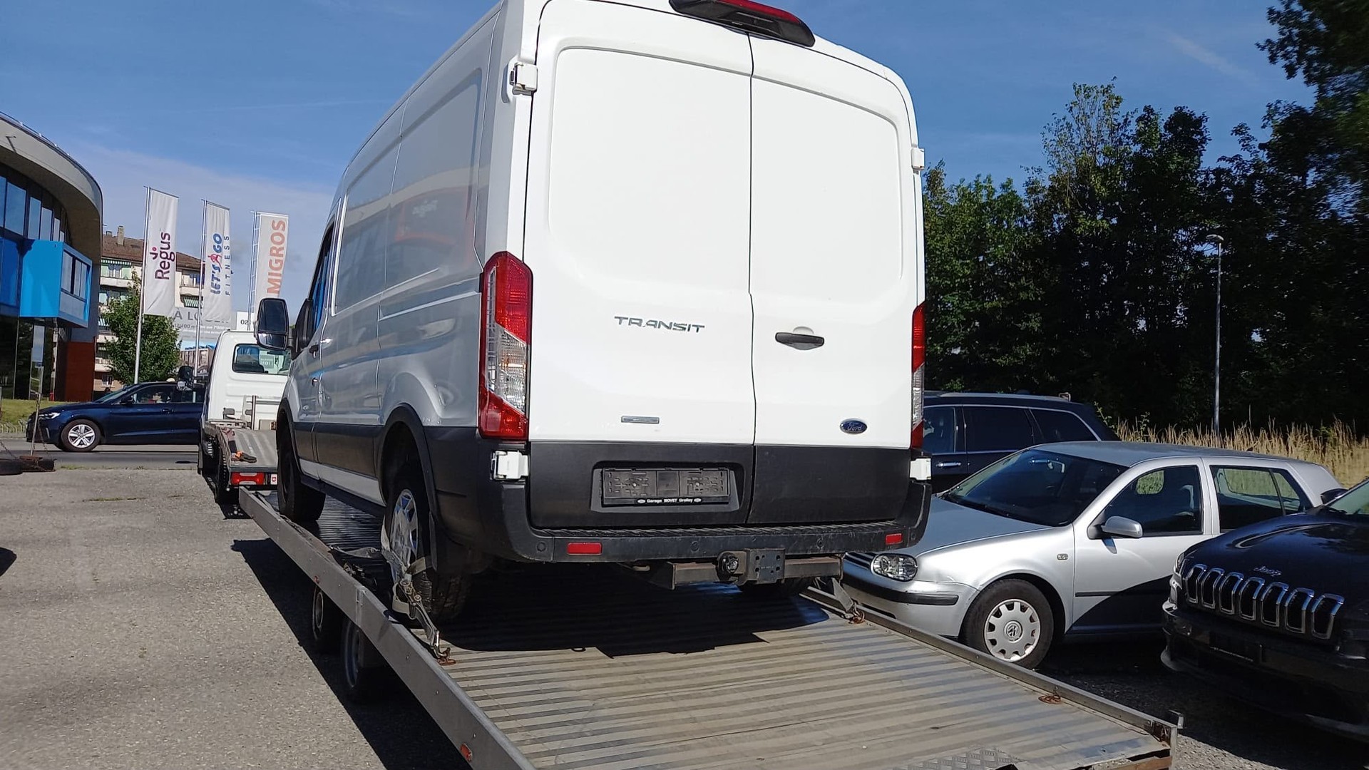 FORD Transit Van 350 L2 Limited 2.0 TDCi 130 HEV1 FWD-image-6