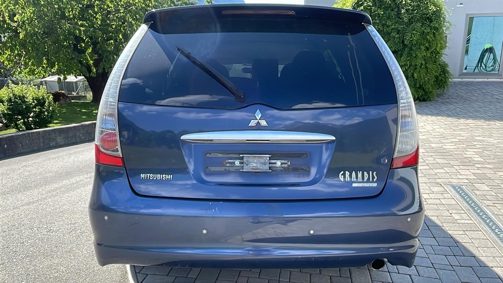 MITSUBISHI Grandis 2.0 16V DID Motion-image-3